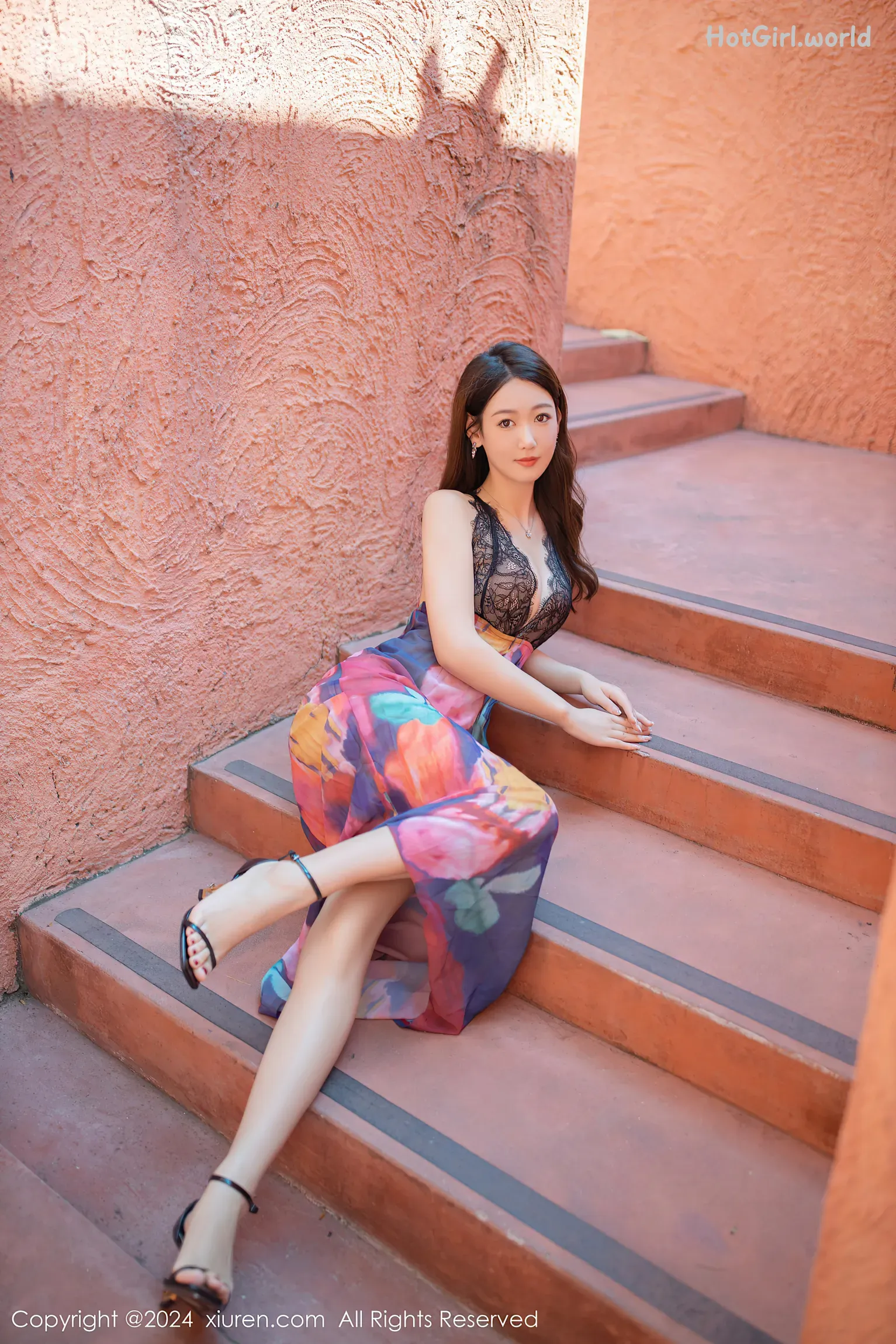 0001_hotgirl.world.webp