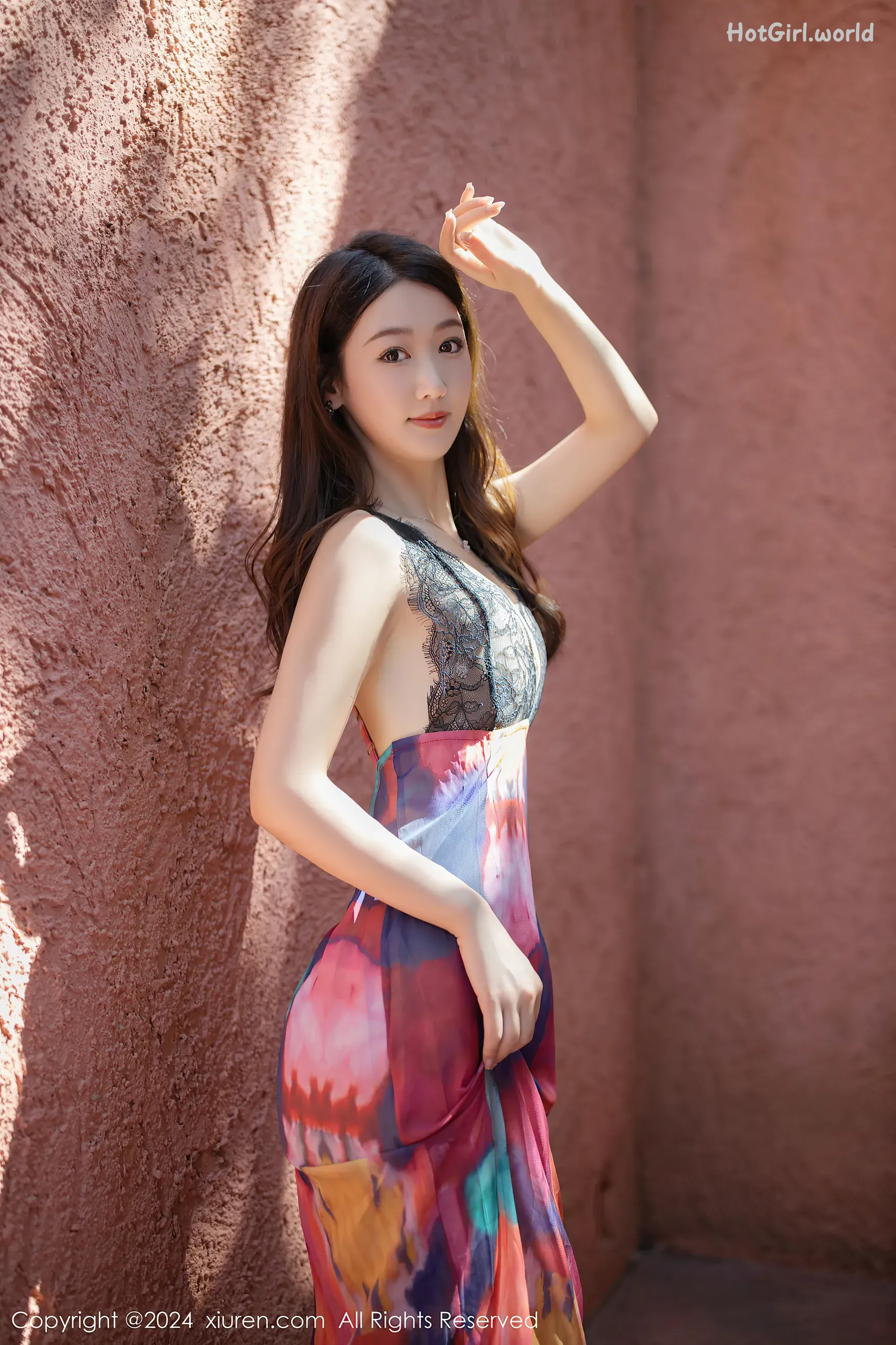 0003_hotgirl.world.webp