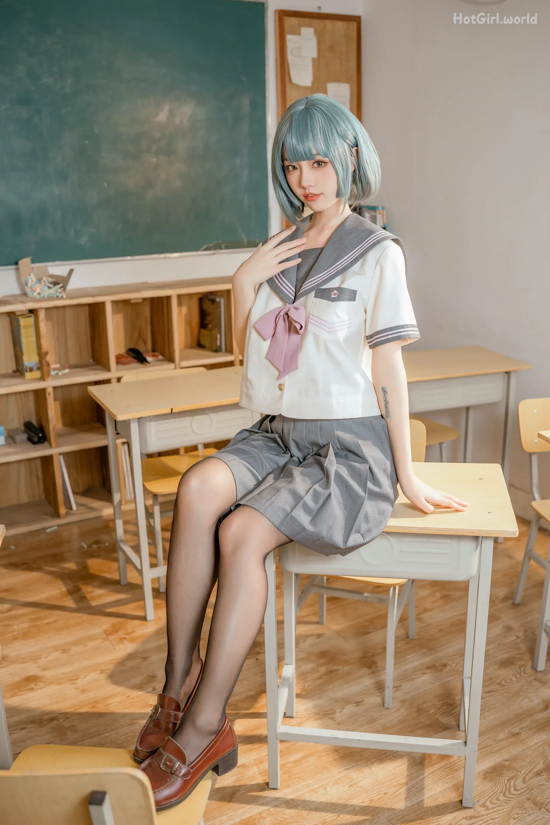Coser-tao-liang-a-zhai-JK-hotgirl.world-063.webp