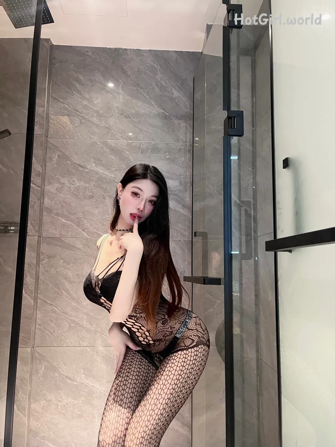 Xiao-Miao-Mi-CK-小喵咪ck-浴室渔网-0005-1099889324_hotgirl.world.webp