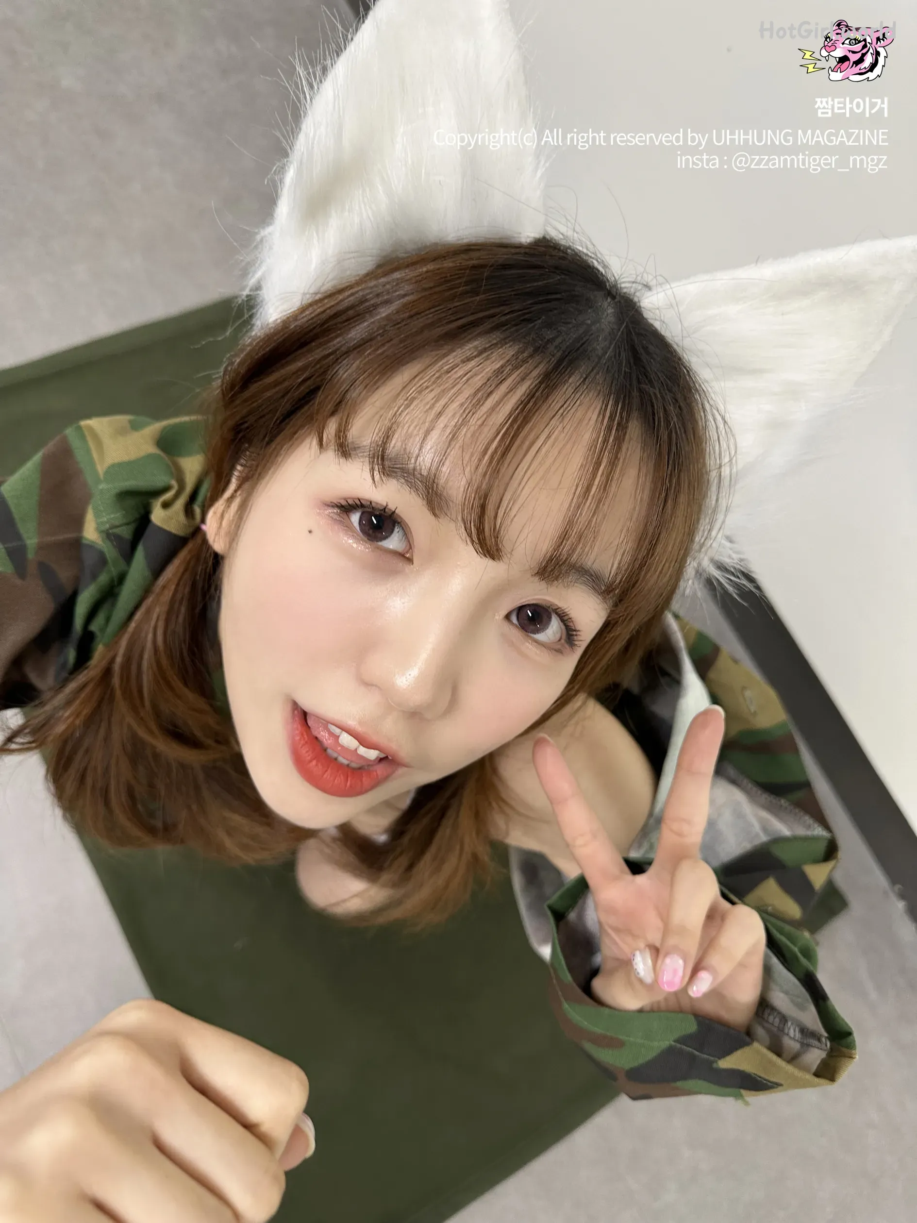 UHHUNG-MAGAZINE-Yoonbly-Vol.4-Milltary-hotgirl.world-178.webp