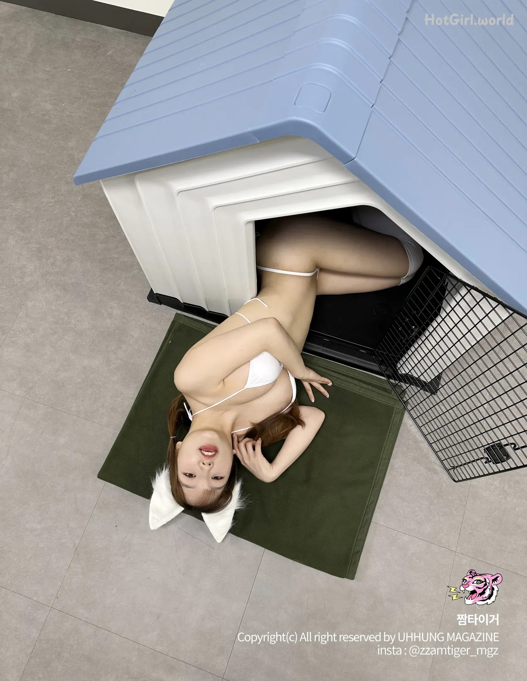 UHHUNG-MAGAZINE-Yoonbly-Vol.4-Milltary-hotgirl.world-248.webp