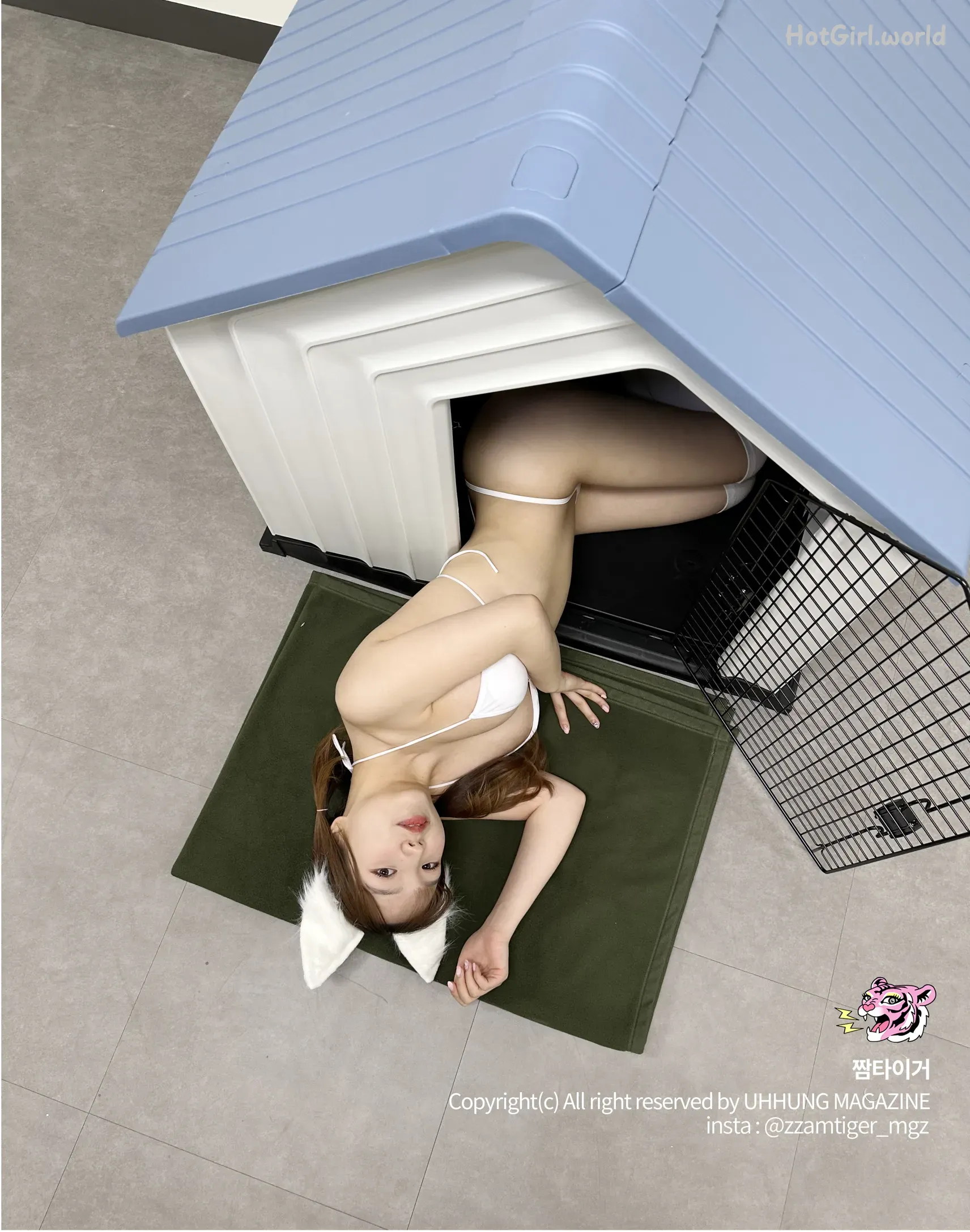UHHUNG-MAGAZINE-Yoonbly-Vol.4-Milltary-hotgirl.world-254.webp