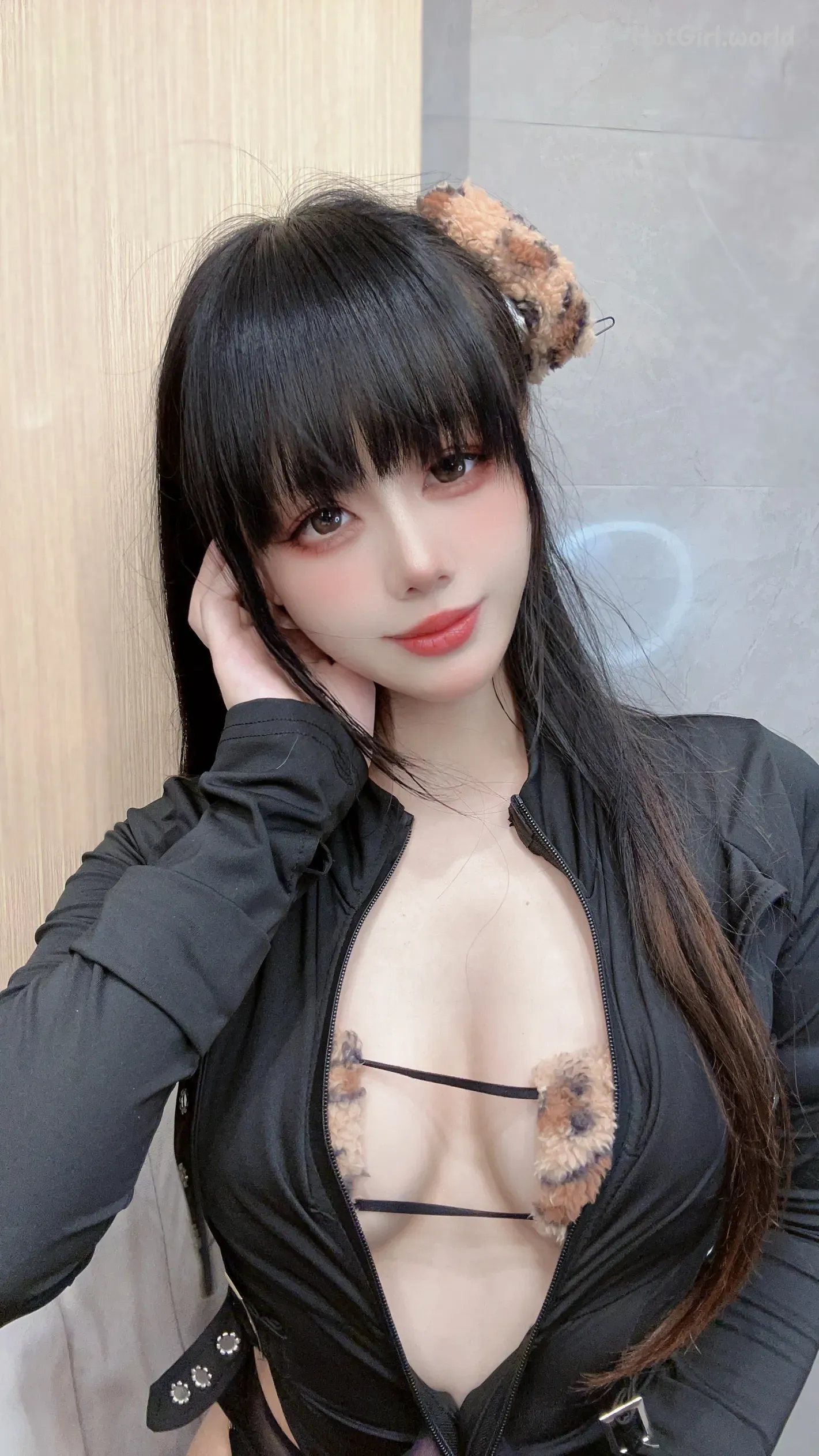 Coser-jiu-yan-hotgirl.world-001.webp