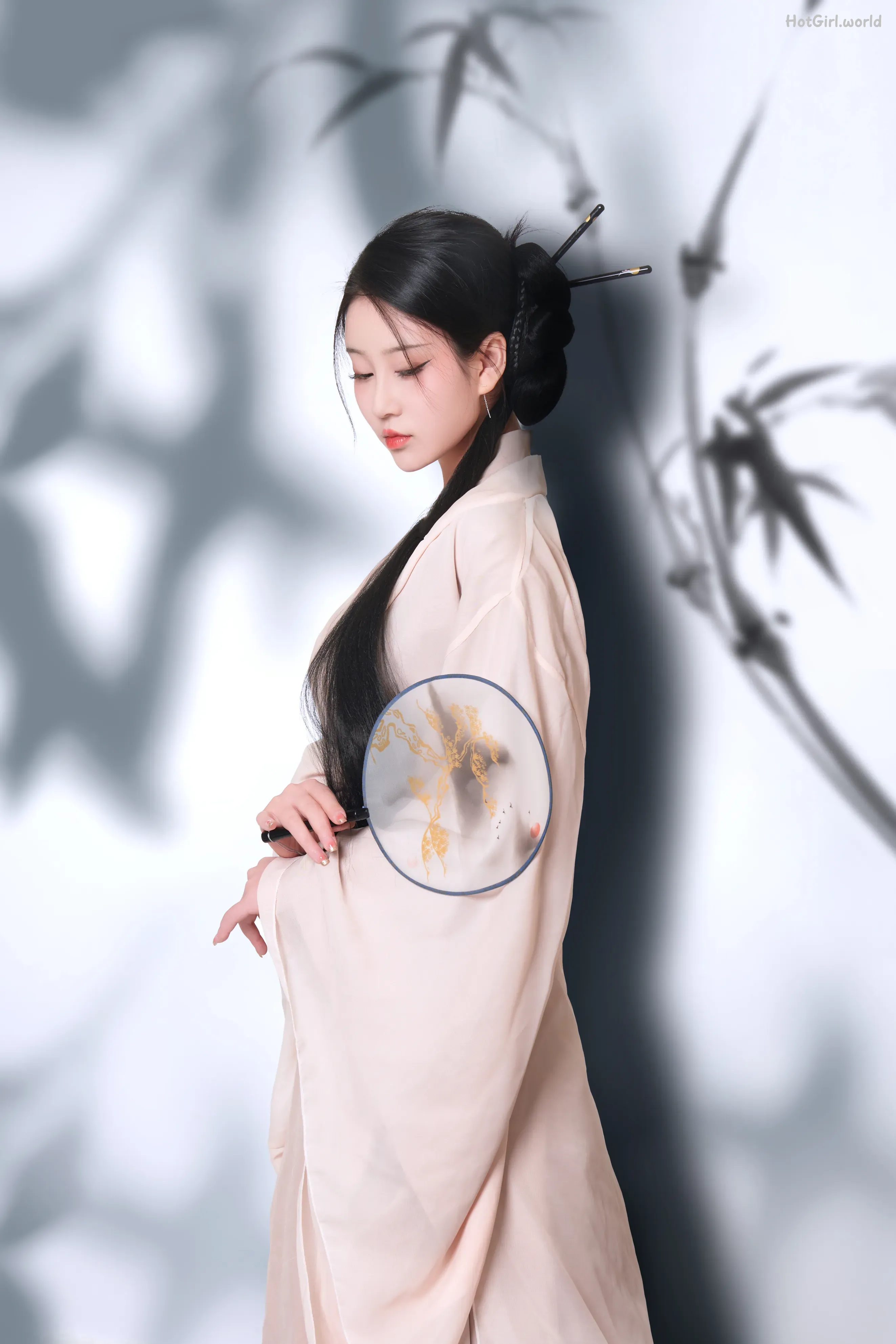 Coser-Nnian-hotgirl.world-006.webp