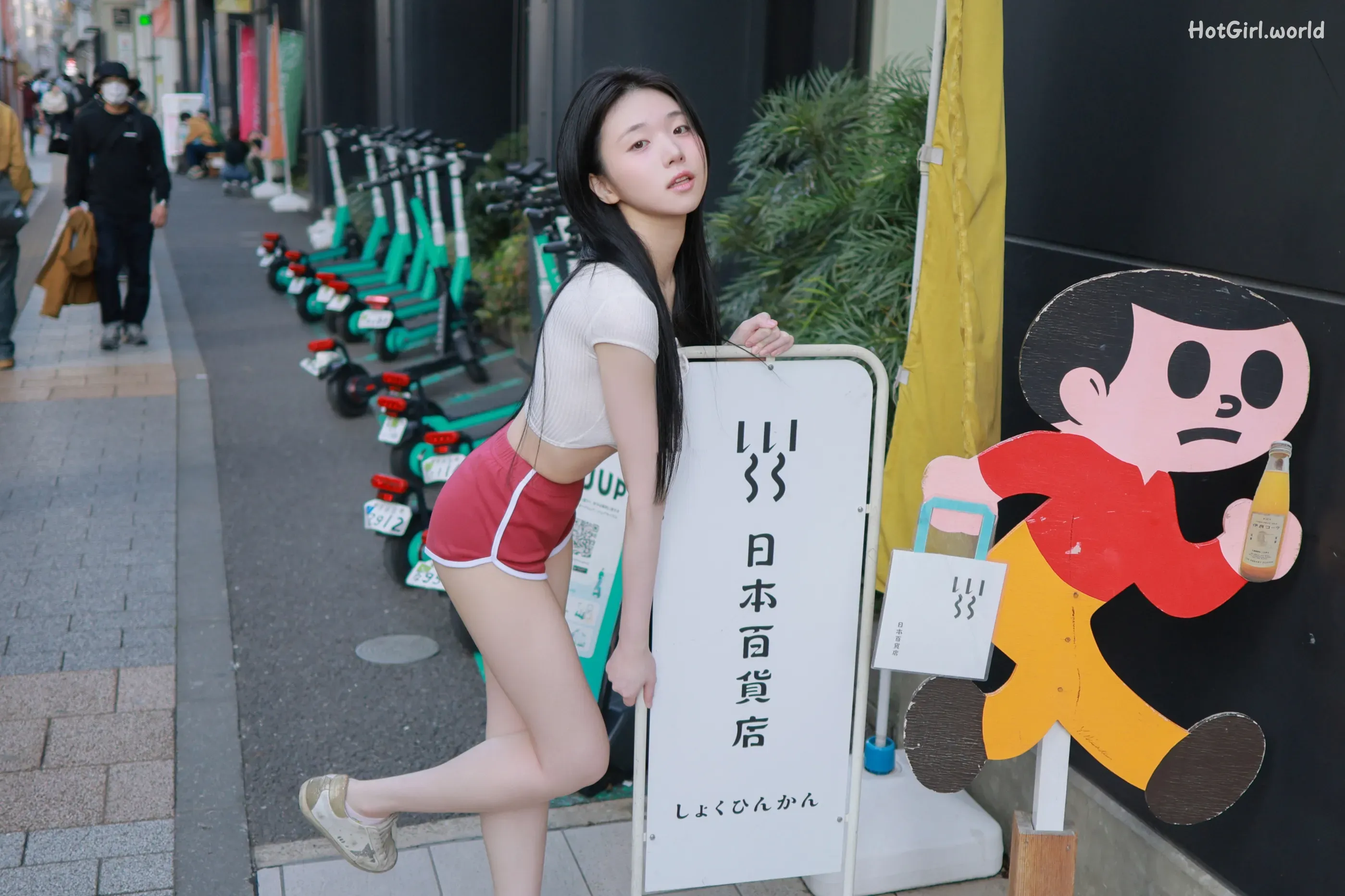 Yeon-Woo-In-Tokyo-hotgirl.world-056.webp