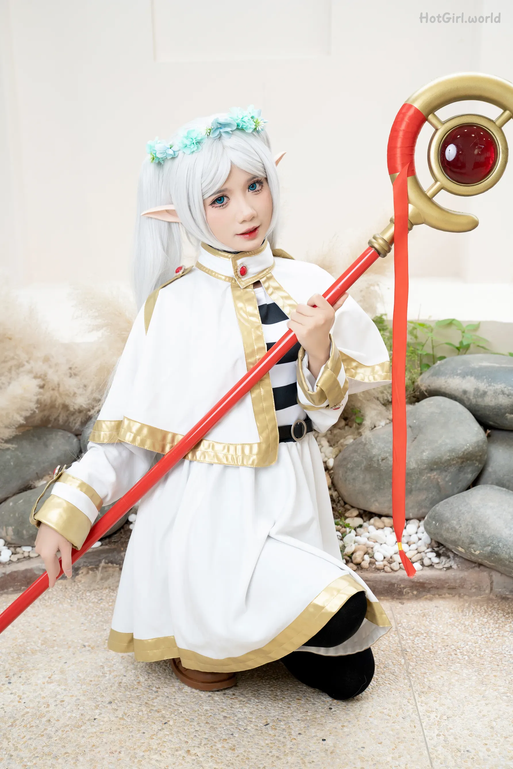 Coser-PoppaChan-Frieren-hotgirl.world-004.webp
