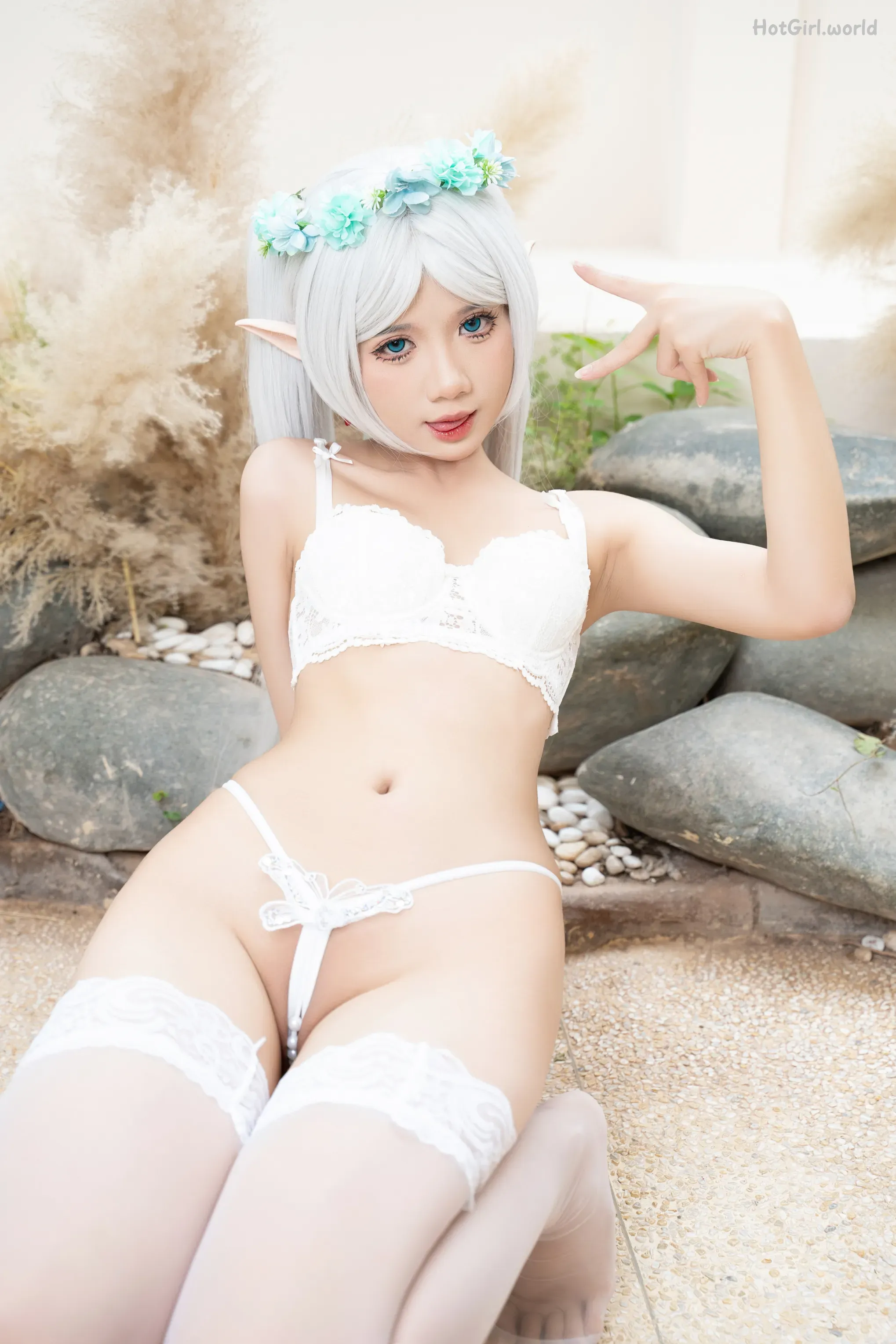 Coser-PoppaChan-Frieren-hotgirl.world-016.webp