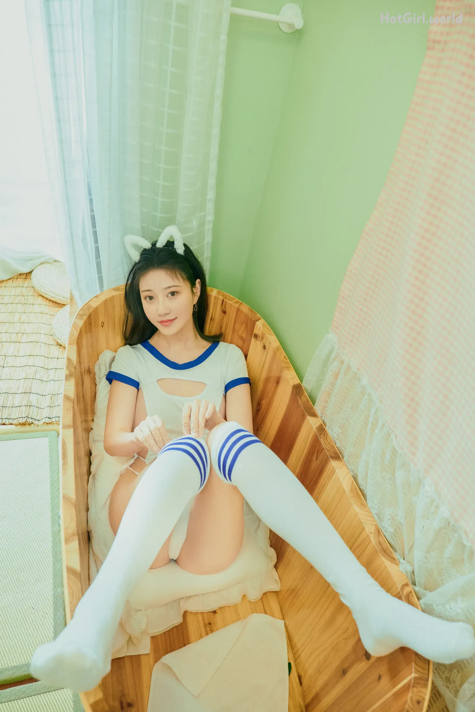 Coser-Nnian-hotgirl.world-005.webp