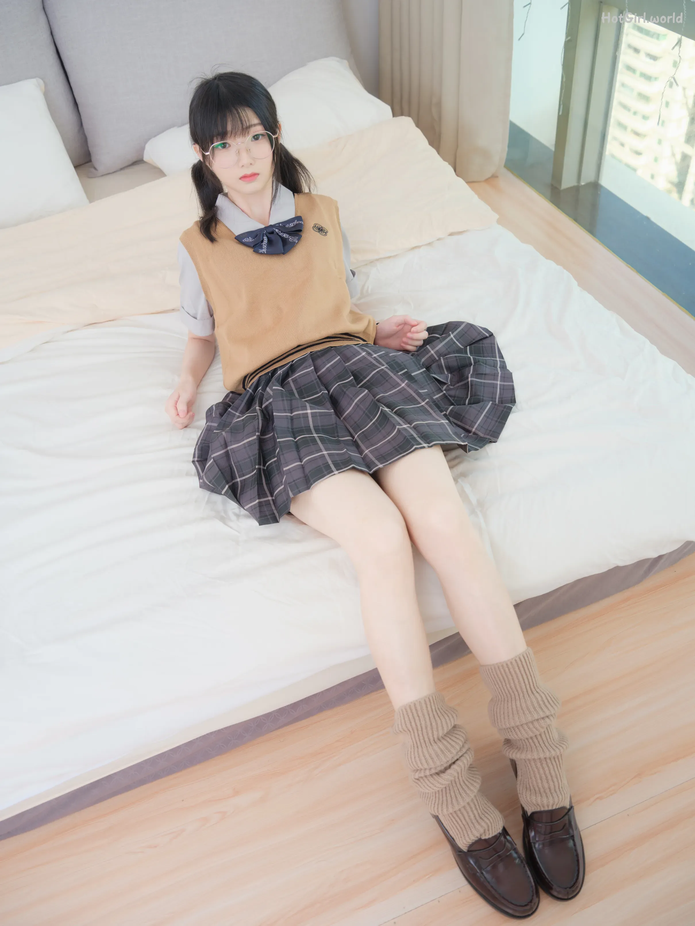 紧急企划-R18-奶糖-初恋般的感觉(23 photos + 76 uncensored photos)
