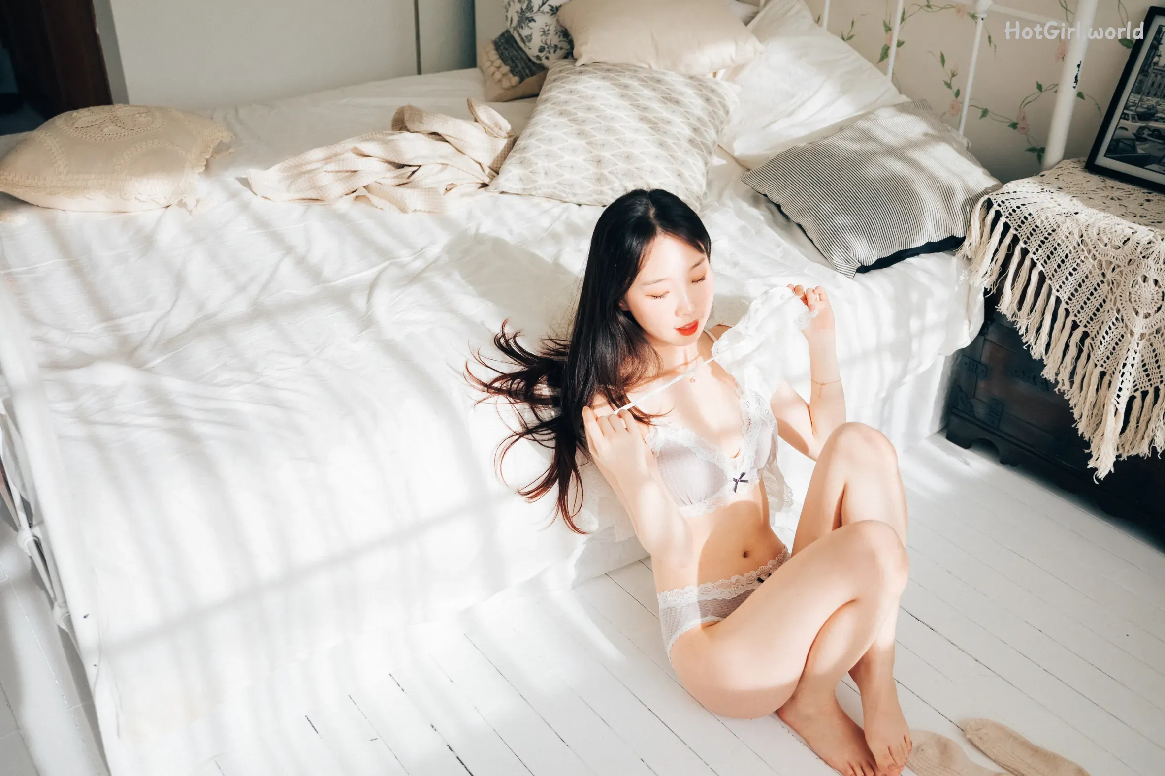 LOOZY-Pureding-Pure-hotgirl.world-128.webp