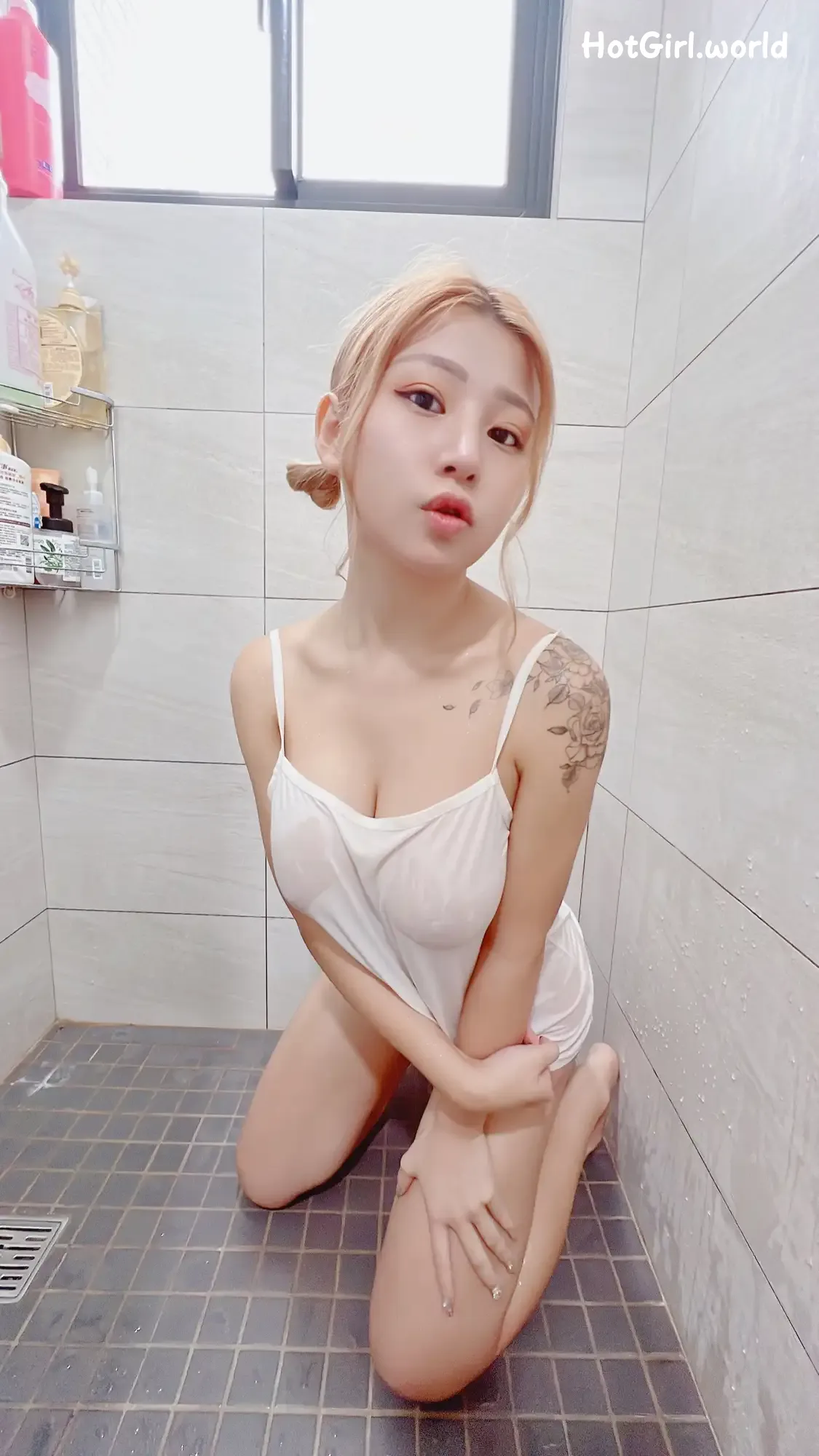 -Emma-UUEmma-hotgirl.world-096.webp