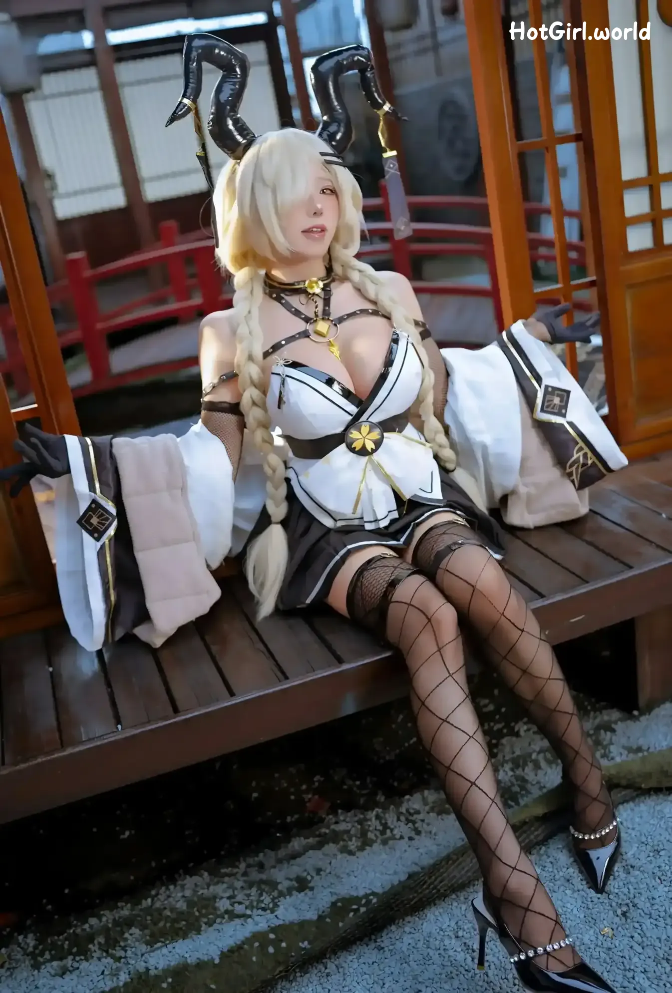 Coser-nian-nian-tuan-zi-tu--hotgirl.world-089.webp