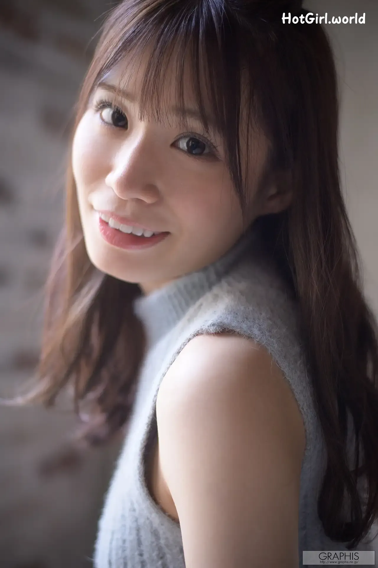 JP-Miho-Nana-Graphis-Gals-No.552-VIVACIOUS-hotgirl.world-073.webp