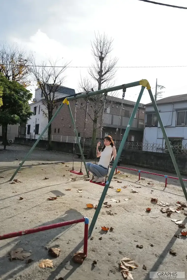 JP-Miho-Nana-Graphis-Gals-No.552-VIVACIOUS-hotgirl.world-125.webp