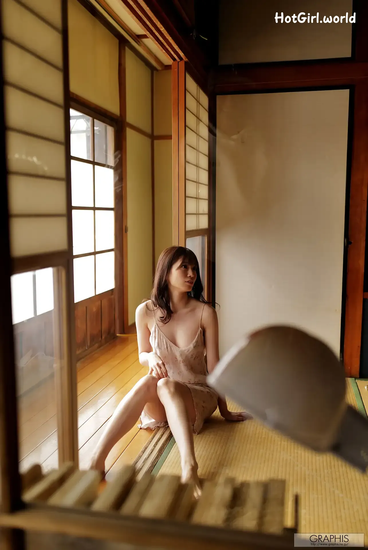 JP-Miho-Nana-Graphis-Gals-No.552-VIVACIOUS-hotgirl.world-136.webp