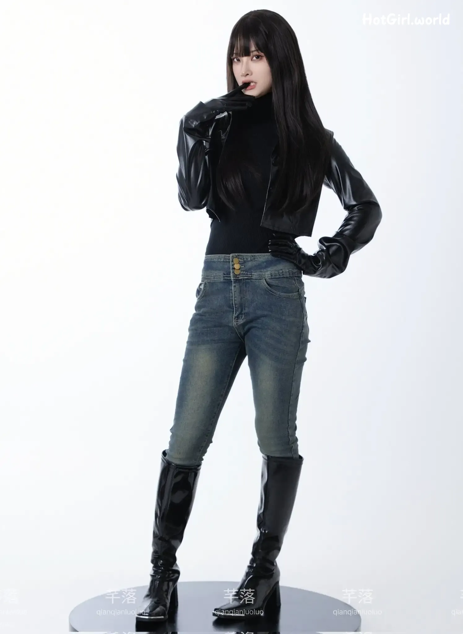 Photos-by-San-qing-ye-zi--Ep.001-hotgirl.world-080.webp