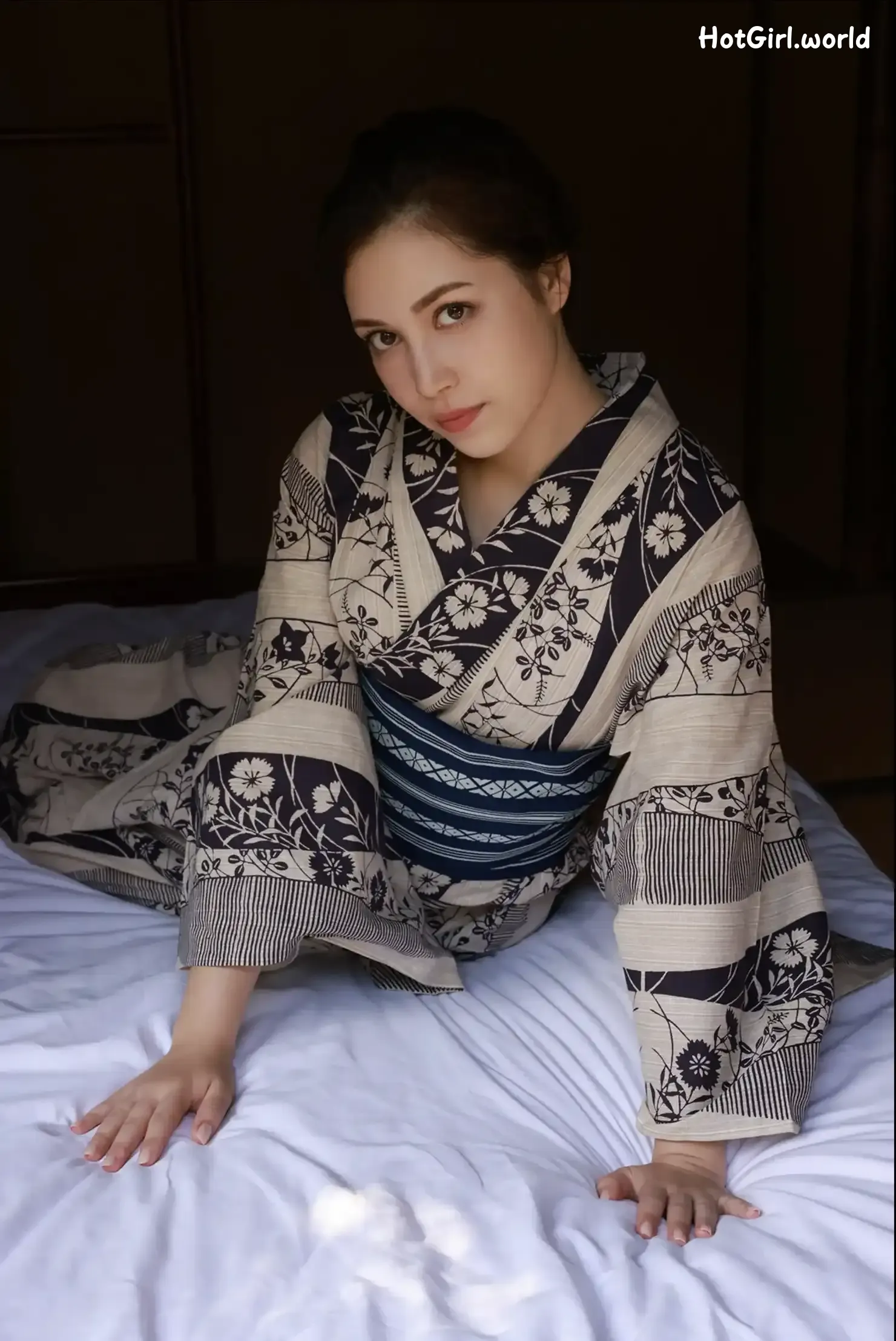 JP-Michelle-Megumi-Secret-Lover-Vol.3-hotgirl.world-093.webp