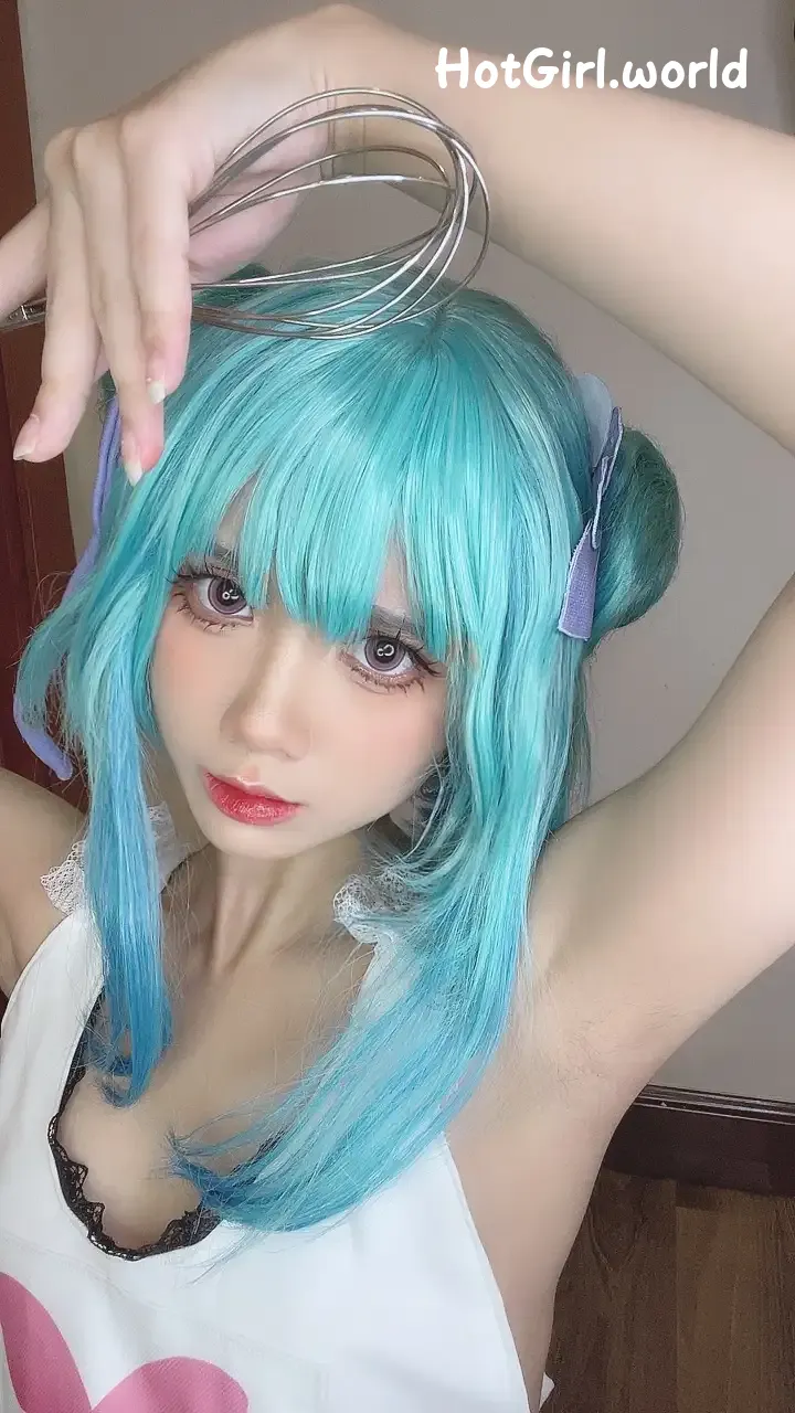 Coser-PoppaChan-Uruha-Rushia-Hololiv-hotgirl.world-061.webp