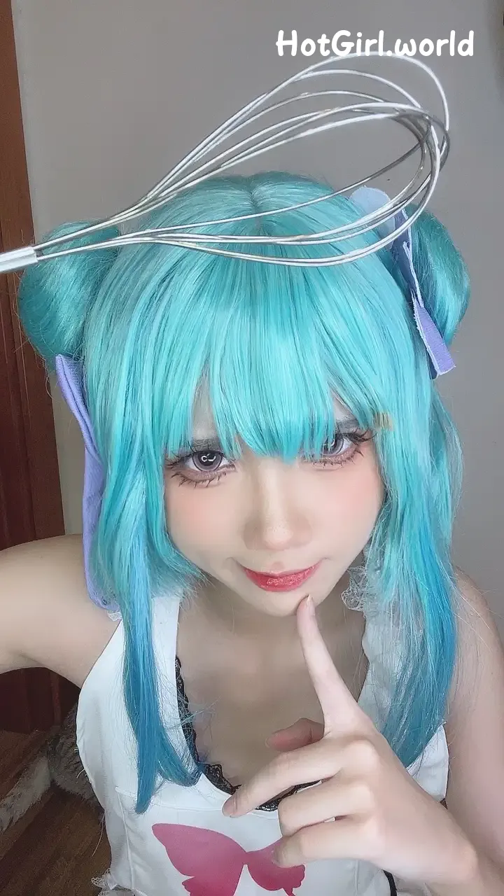 Coser-PoppaChan-Uruha-Rushia-Hololiv-hotgirl.world-063.webp