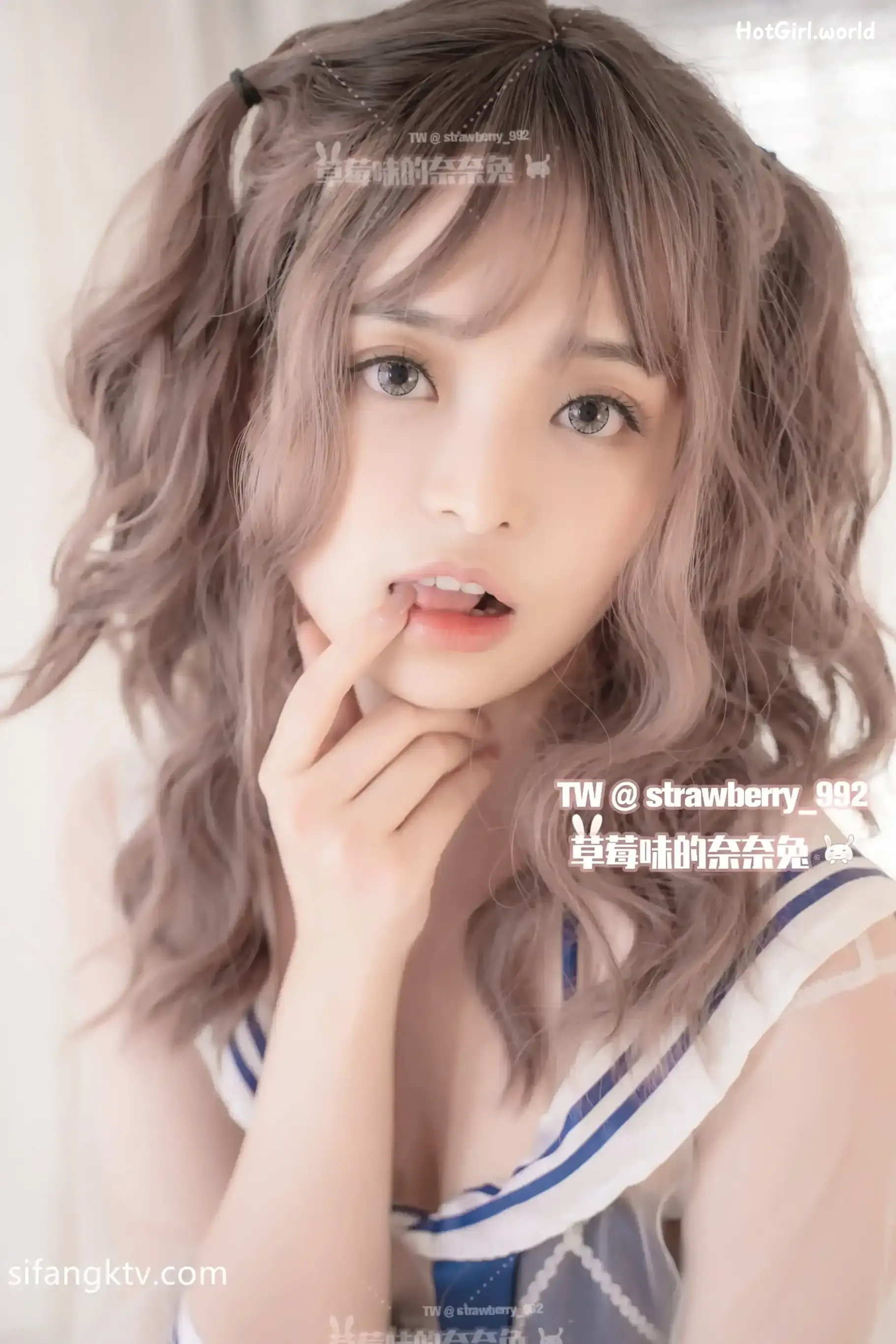 Coser-Strawberry-Flavored-Nai-nai-tu-hotgirl.world-141.webp