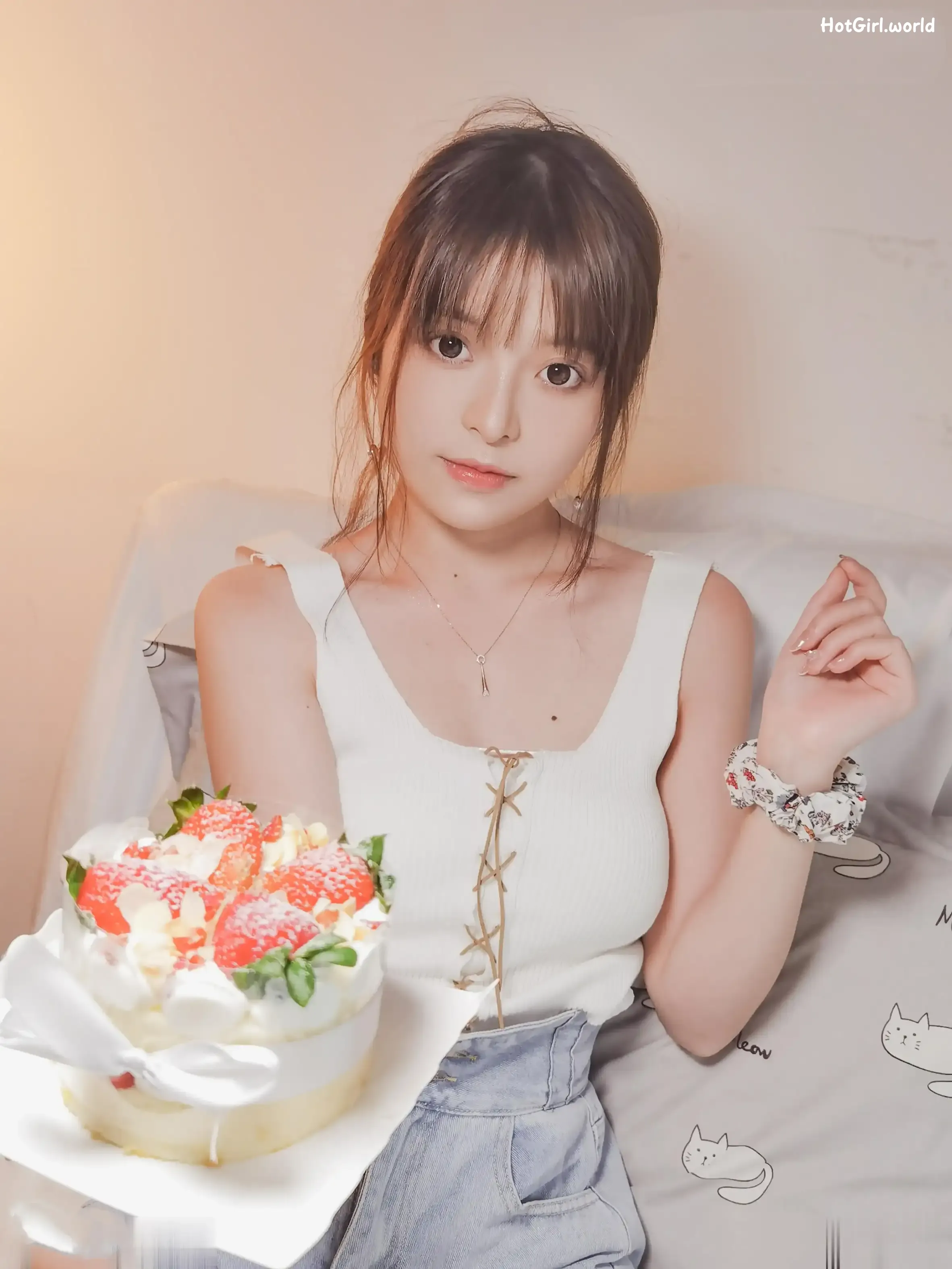 Coser-Strawberry-Flavored-Nai-nai-tu-hotgirl.world-002.webp