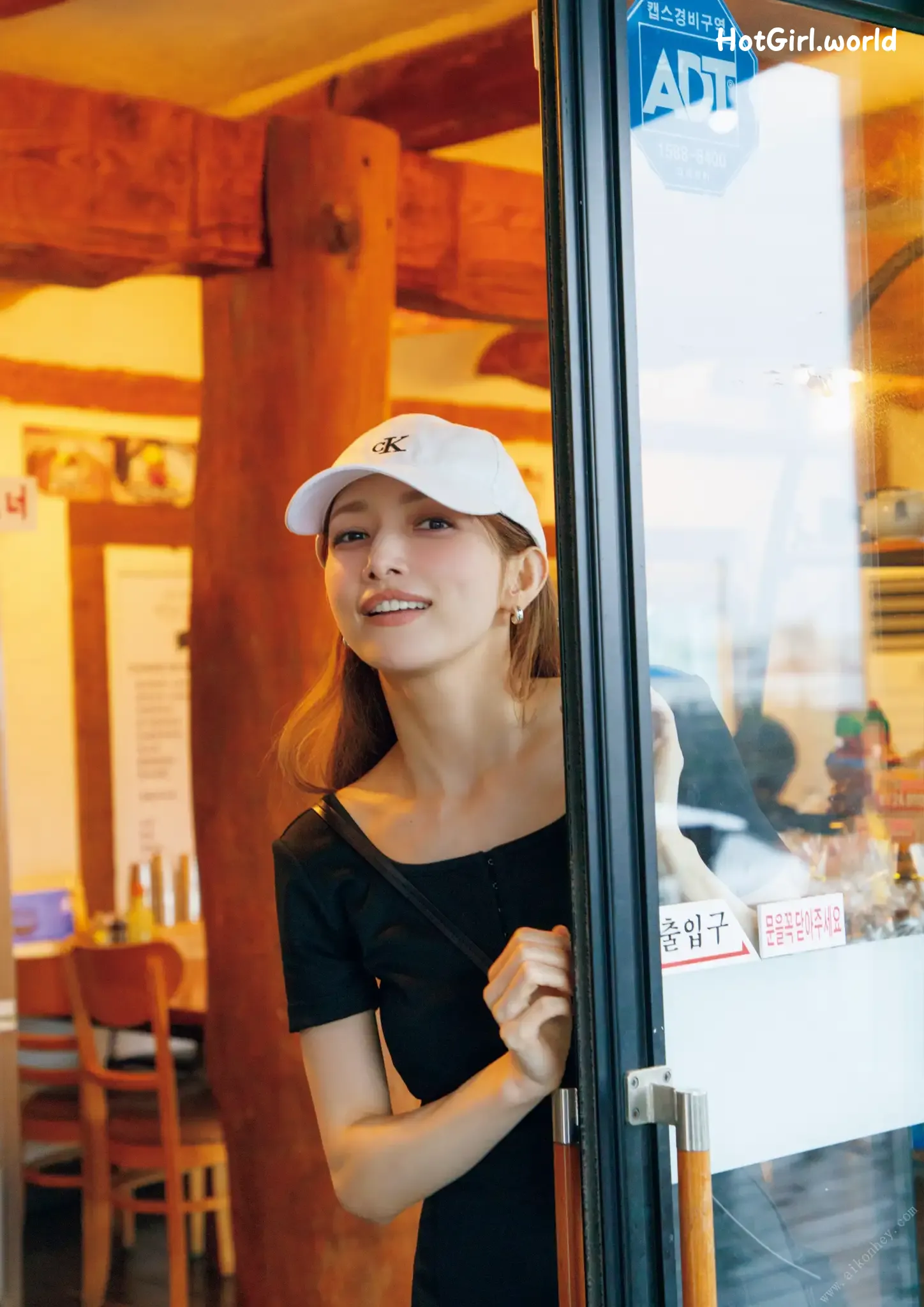 JP-Maki-Goto--hotgirl.world-081.webp