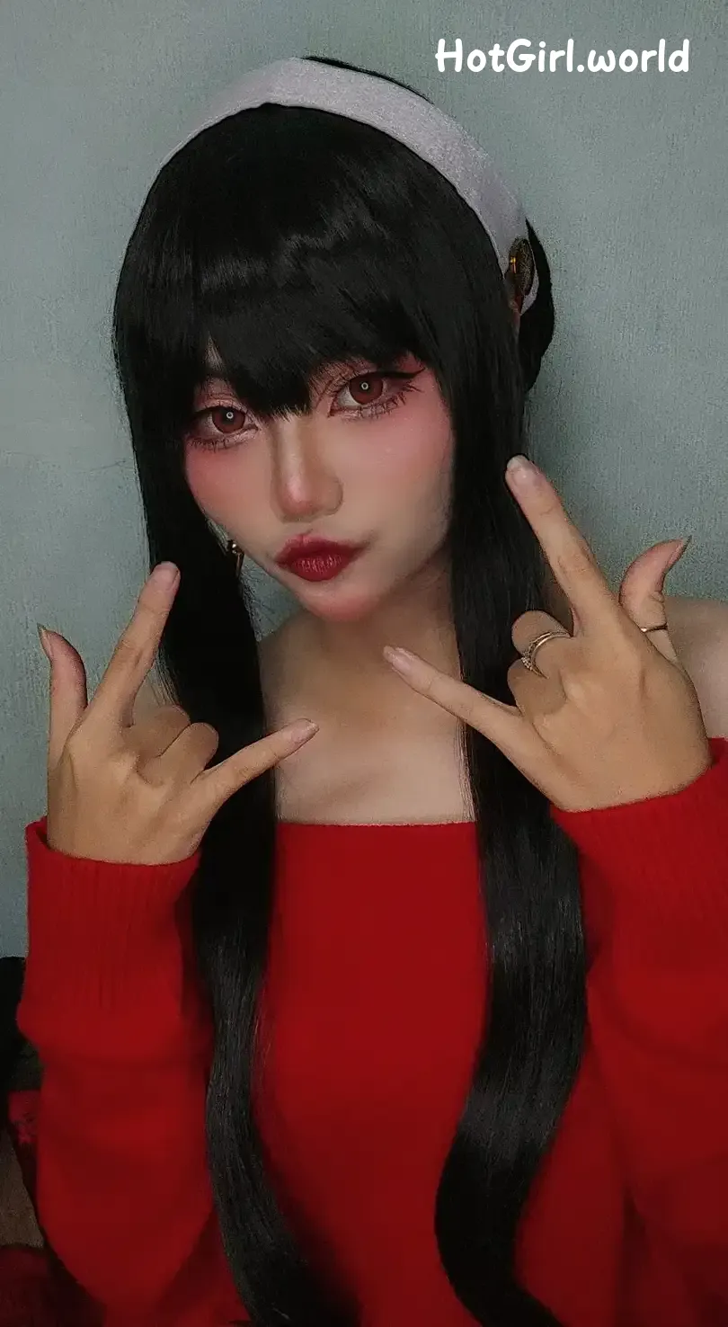 Coser-Mimmissu-Yor-hotgirl.world-109.webp