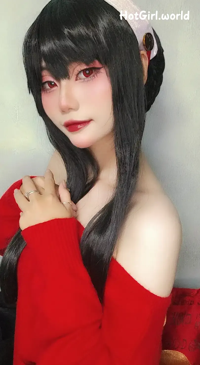 Coser-Mimmissu-Yor-hotgirl.world-114.webp