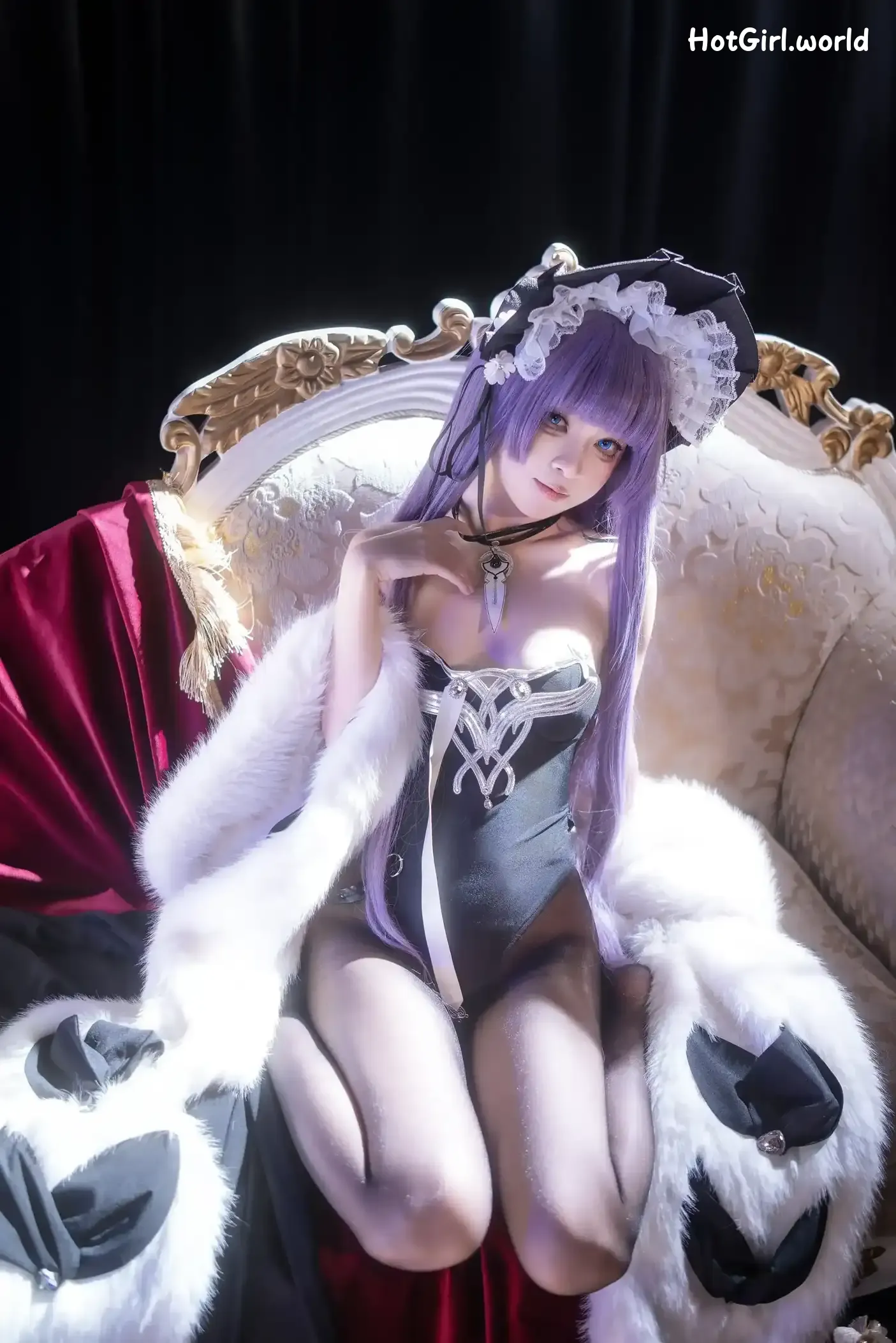 Coser-Shi-liang-yu--hotgirl.world-005.webp