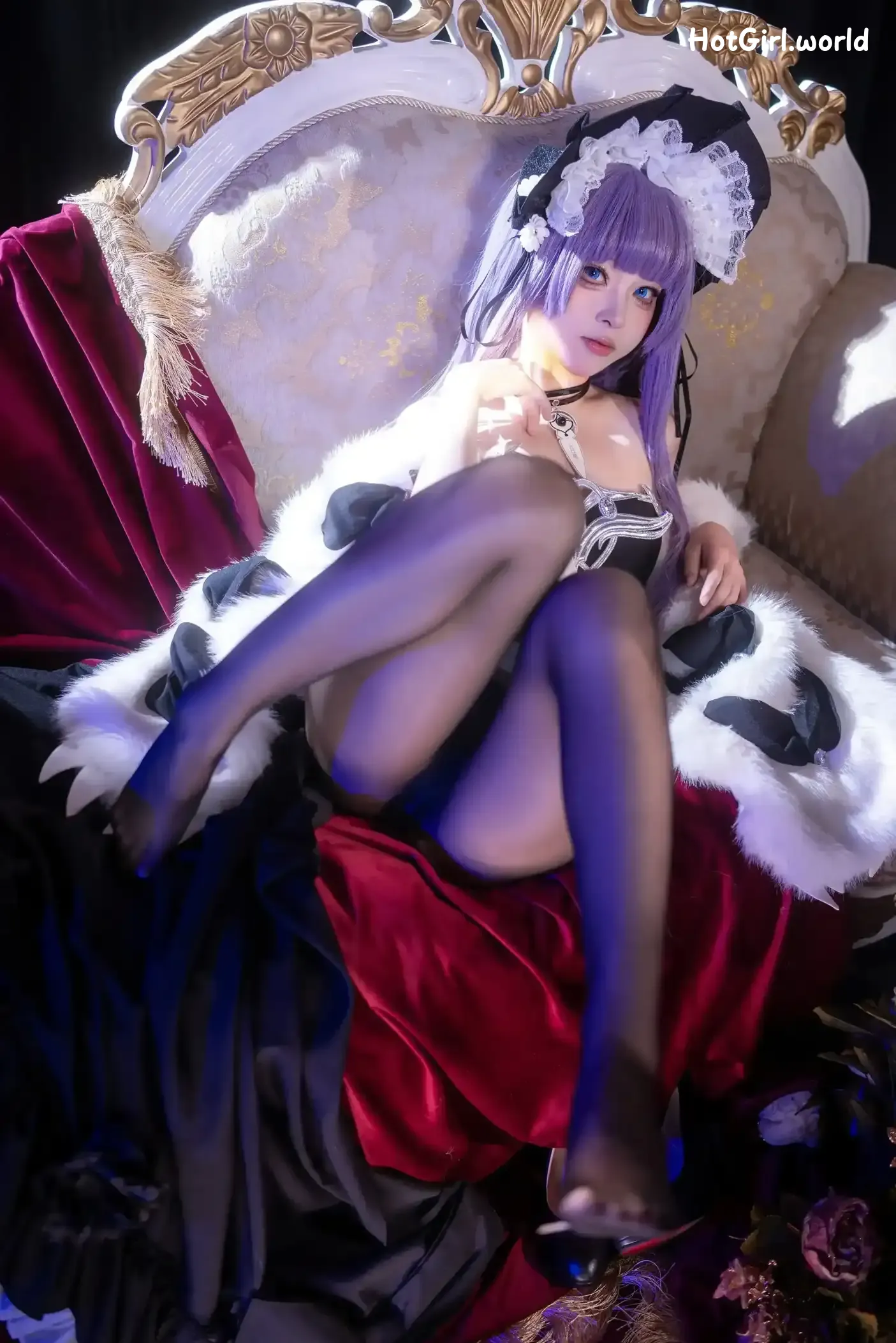 Coser-Shi-liang-yu--hotgirl.world-007.webp