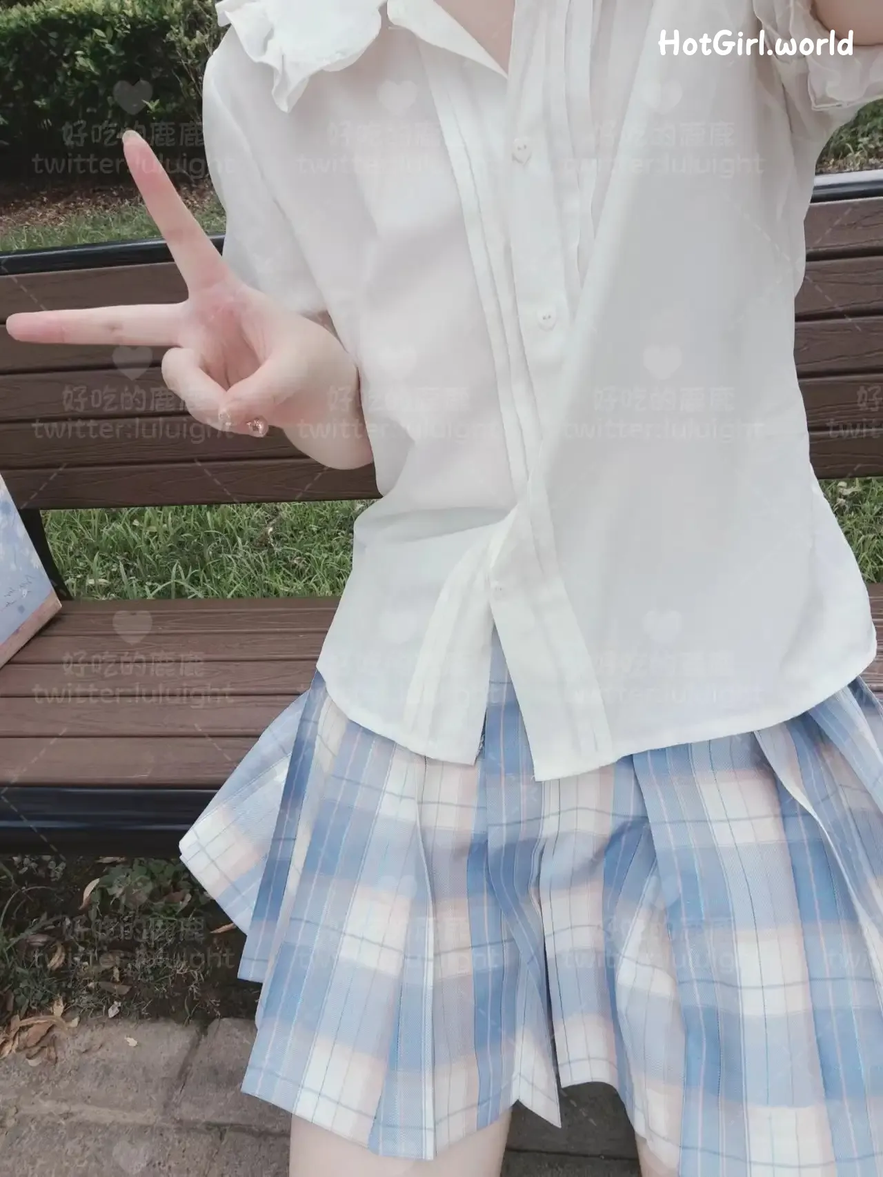 Coser-Lu-lu-and-luluight-Cos-hotgirl.world-103.webp
