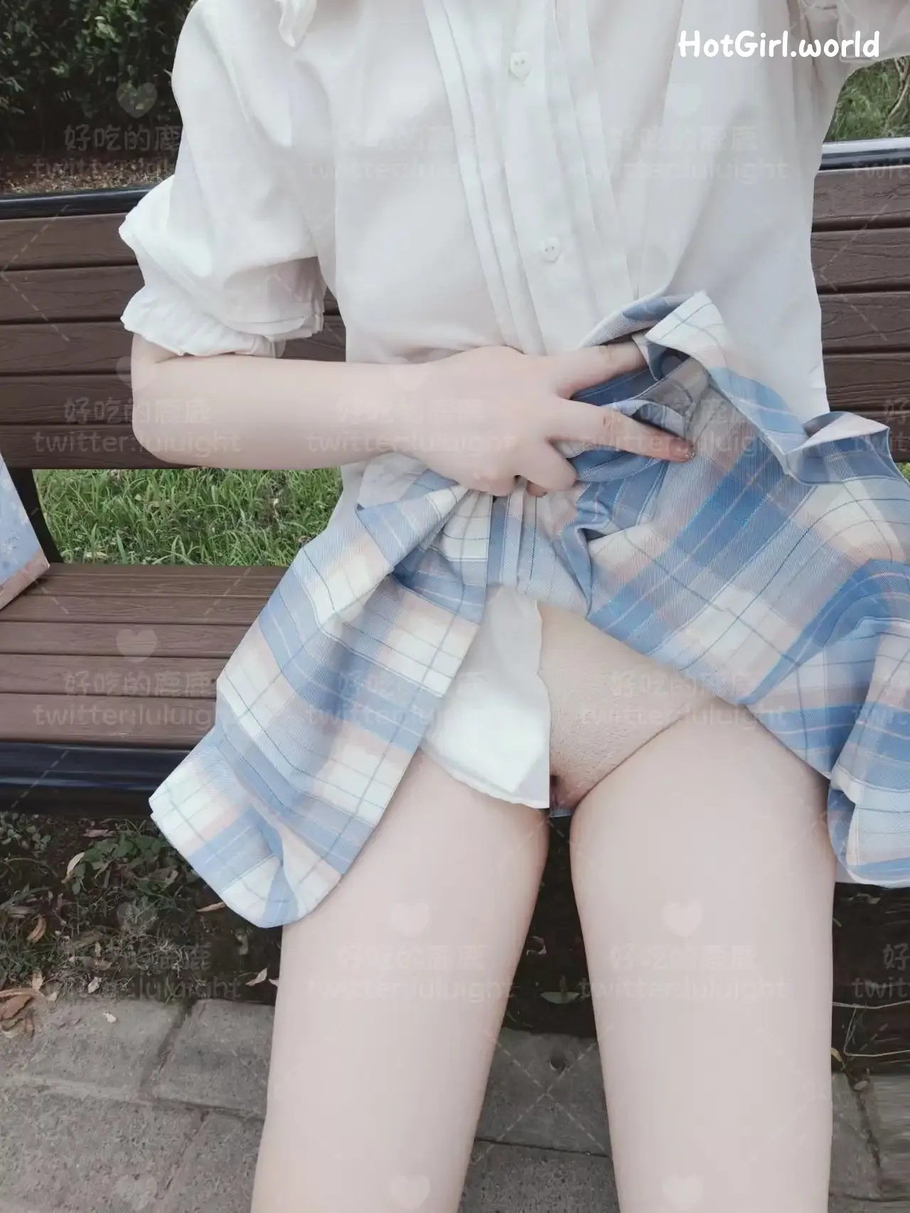 Coser-Lu-lu-and-luluight-Cos-hotgirl.world-104.webp