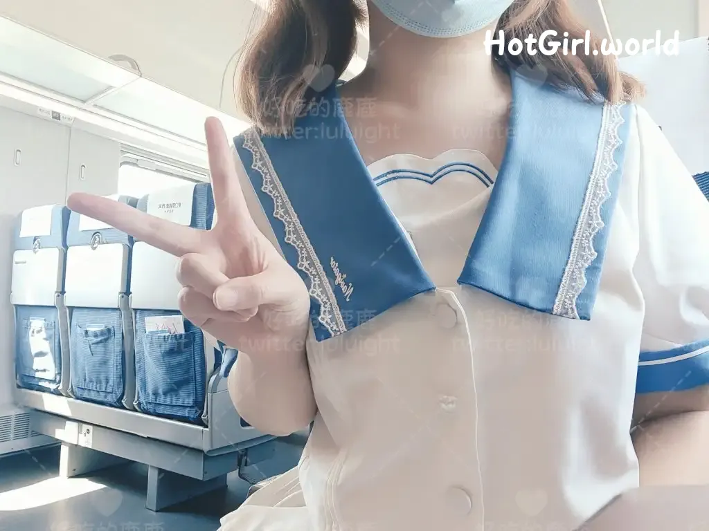 Coser-Lu-lu-and-luluight-Cos-hotgirl.world-119.webp