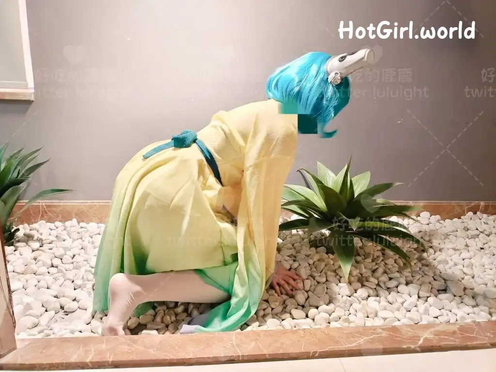 Coser-Lu-lu-and-luluight-Cos-hotgirl.world-149.webp