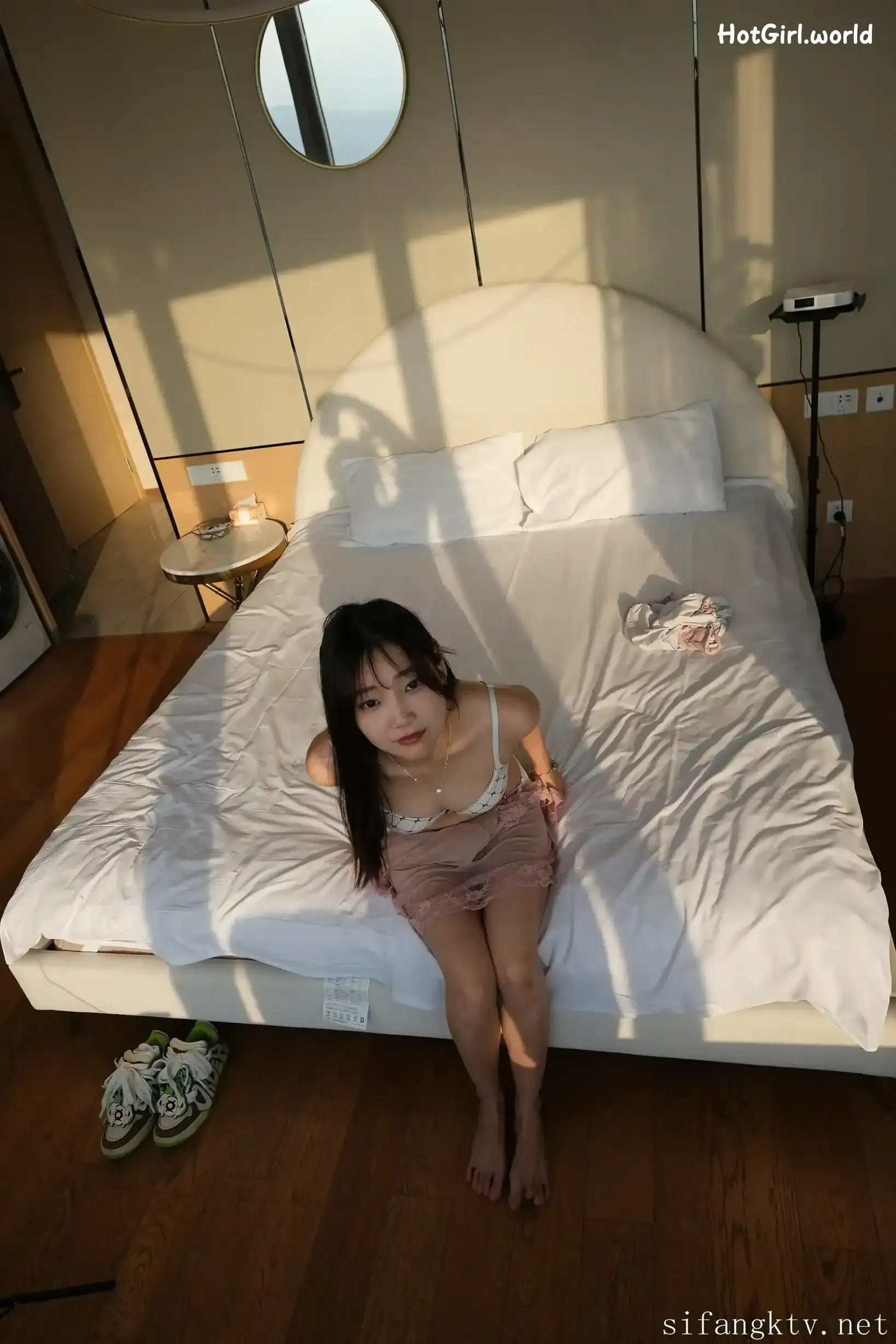 Xiweishe-Photography-Xiaochu-Welfare-Private-Photography-Twilight-hotgirl.world-0066.webp