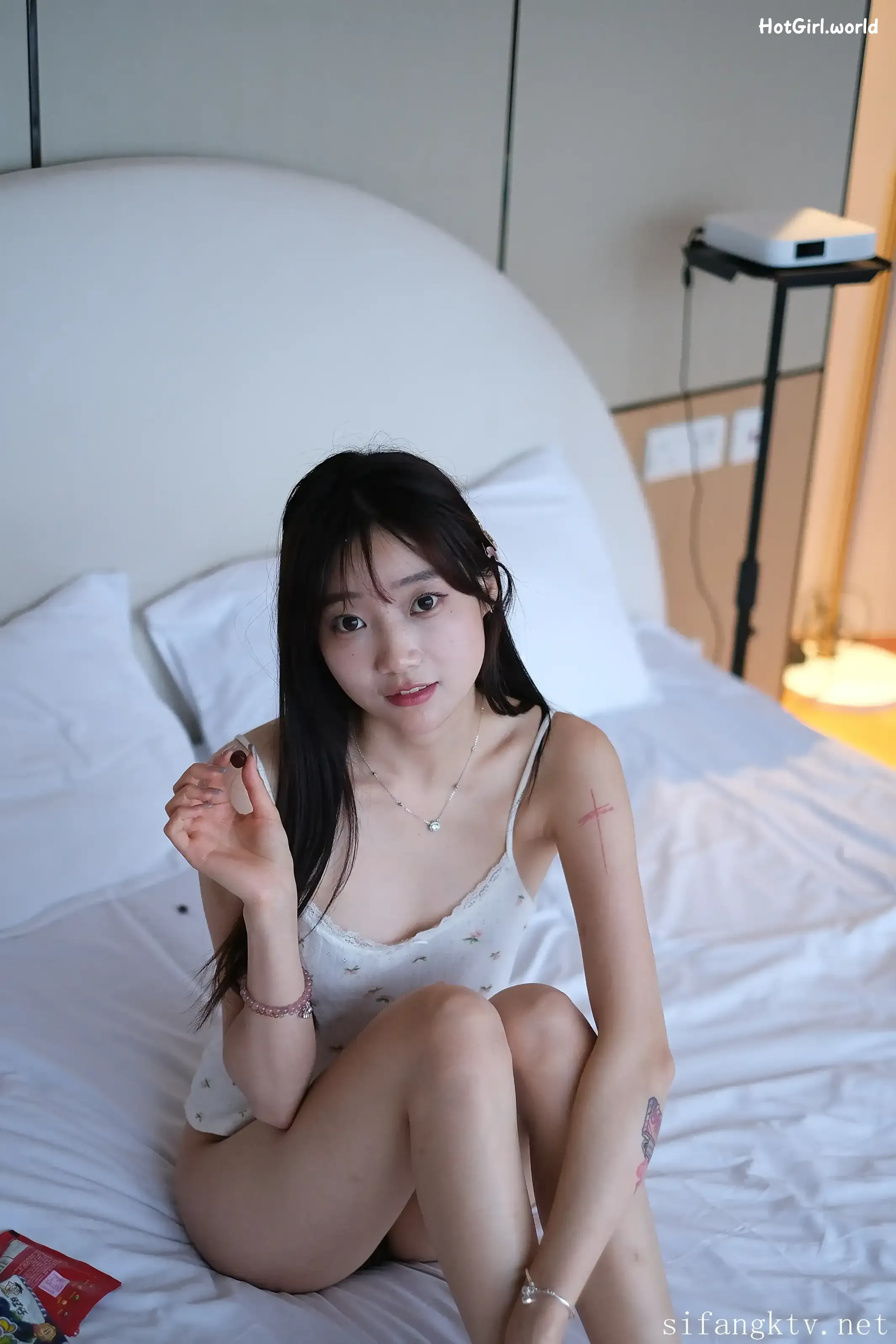 Xiweishe-Photography-Xiaochu-Welfare-Private-Photography-Twilight-hotgirl.world-0229.webp