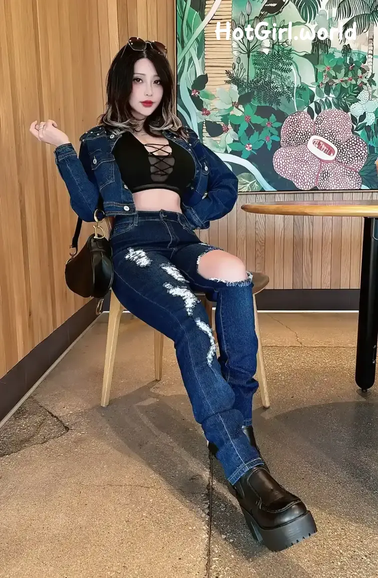Coser-Hana-Bunny-Denim-hotgirl.world-009.webp