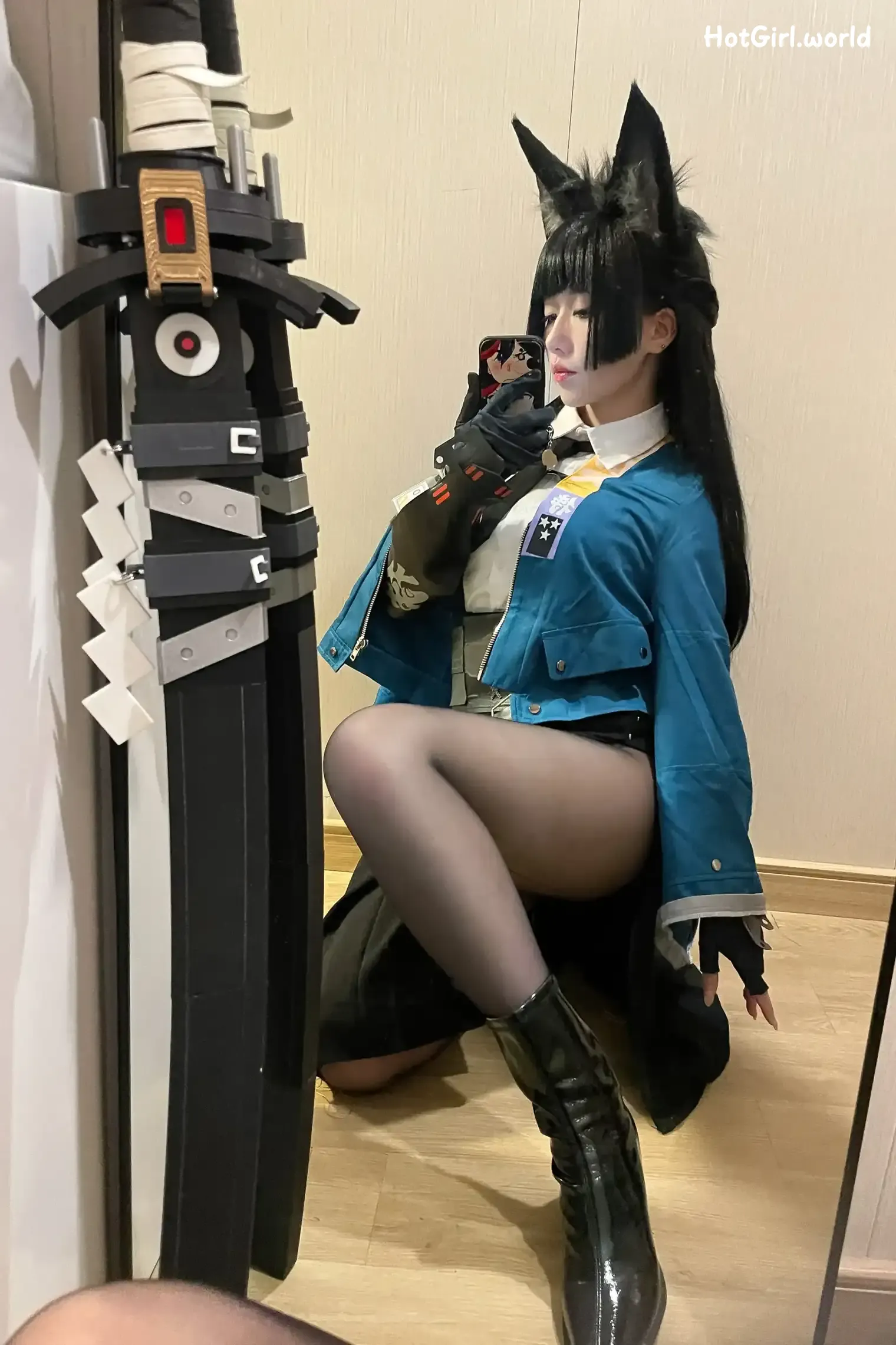 Coser-Walkre-Star-Miya-Selfie-hotgirl.world-005.webp