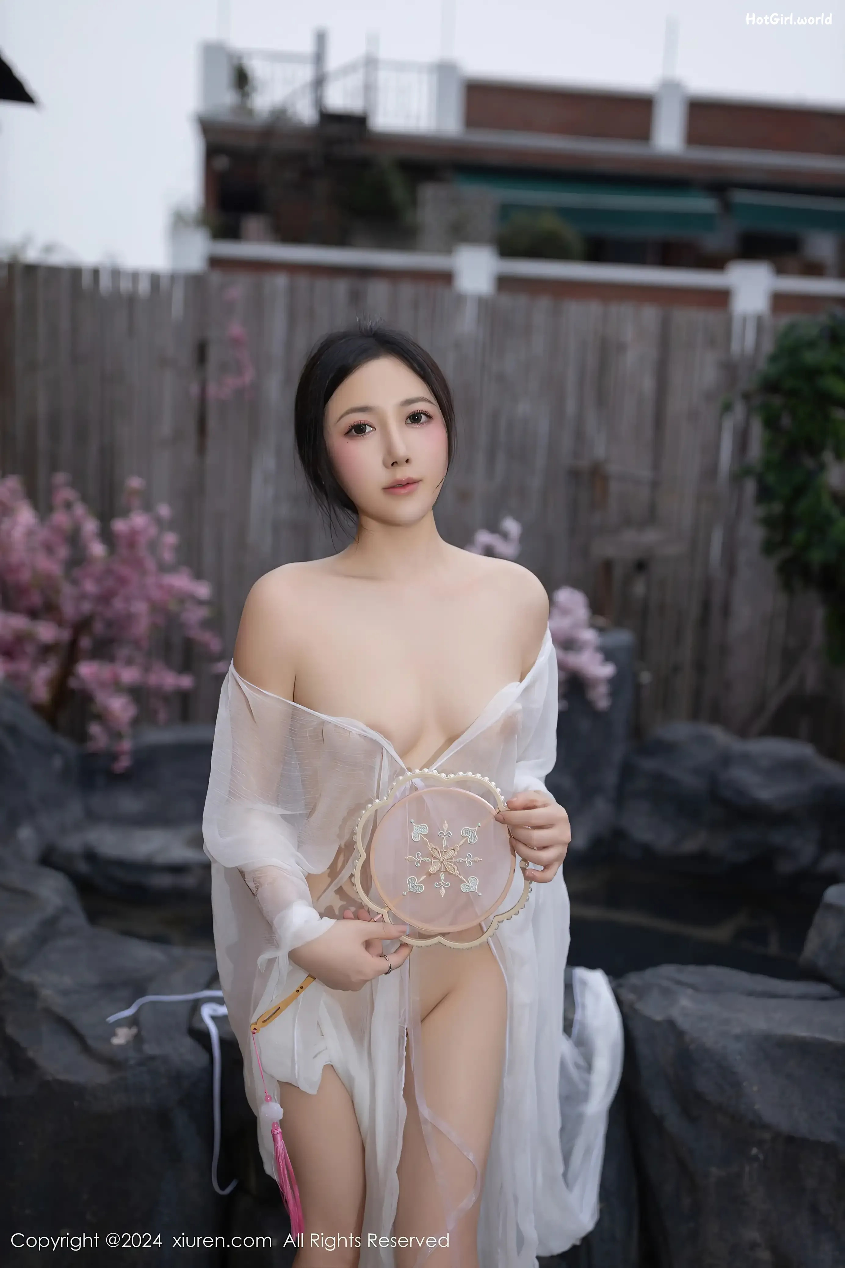 XIUREN-No.8927-Yu-zi-jiang-Fish-hotgirl.world-080.webp