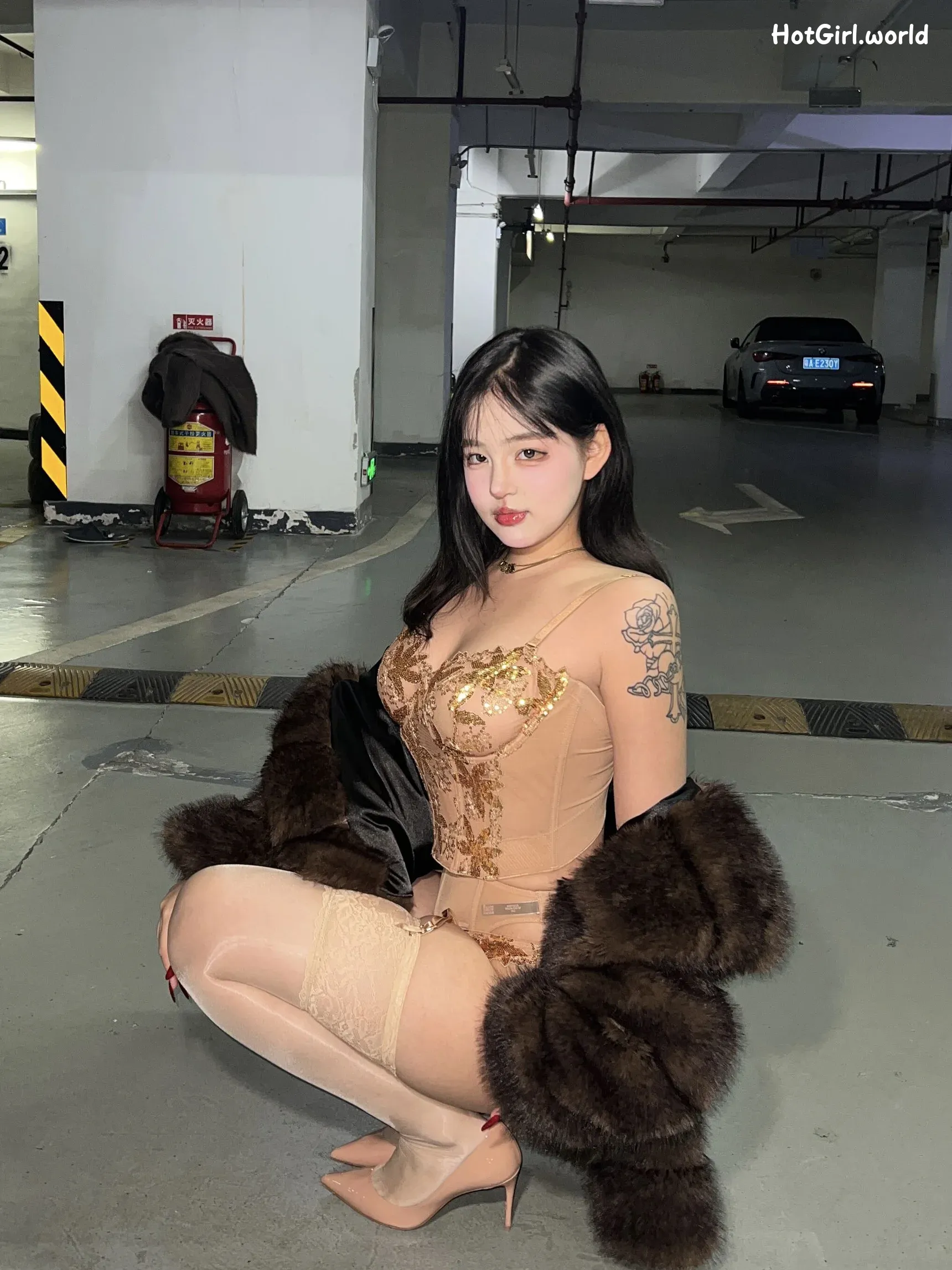 Xiaou-Youyouzi-2024-Collection-hotgirl.world-007.webp
