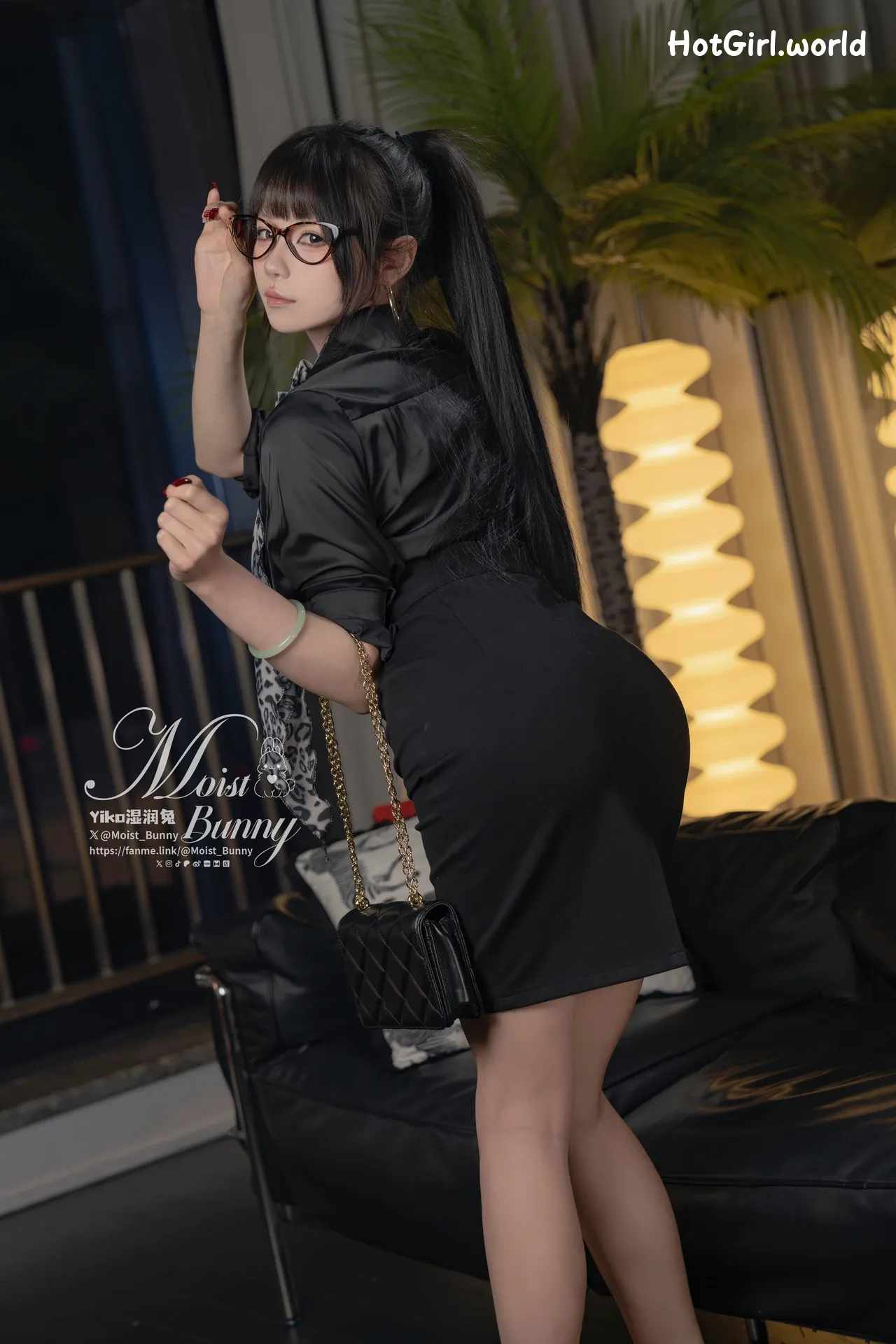 Coser-Sticky-bunny-rabbit-04-Monthly-Works-Presidents-Guide-Buttons-hotgirl.world-113.webp