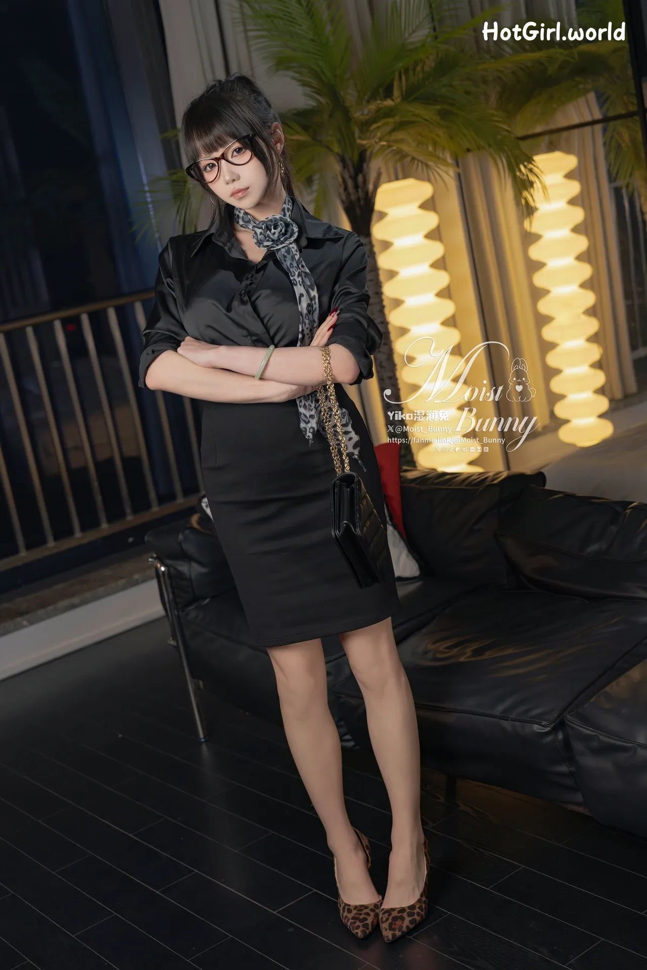 Coser-Sticky-bunny-rabbit-04-Monthly-Works-Presidents-Guide-Buttons-hotgirl.world-124.webp