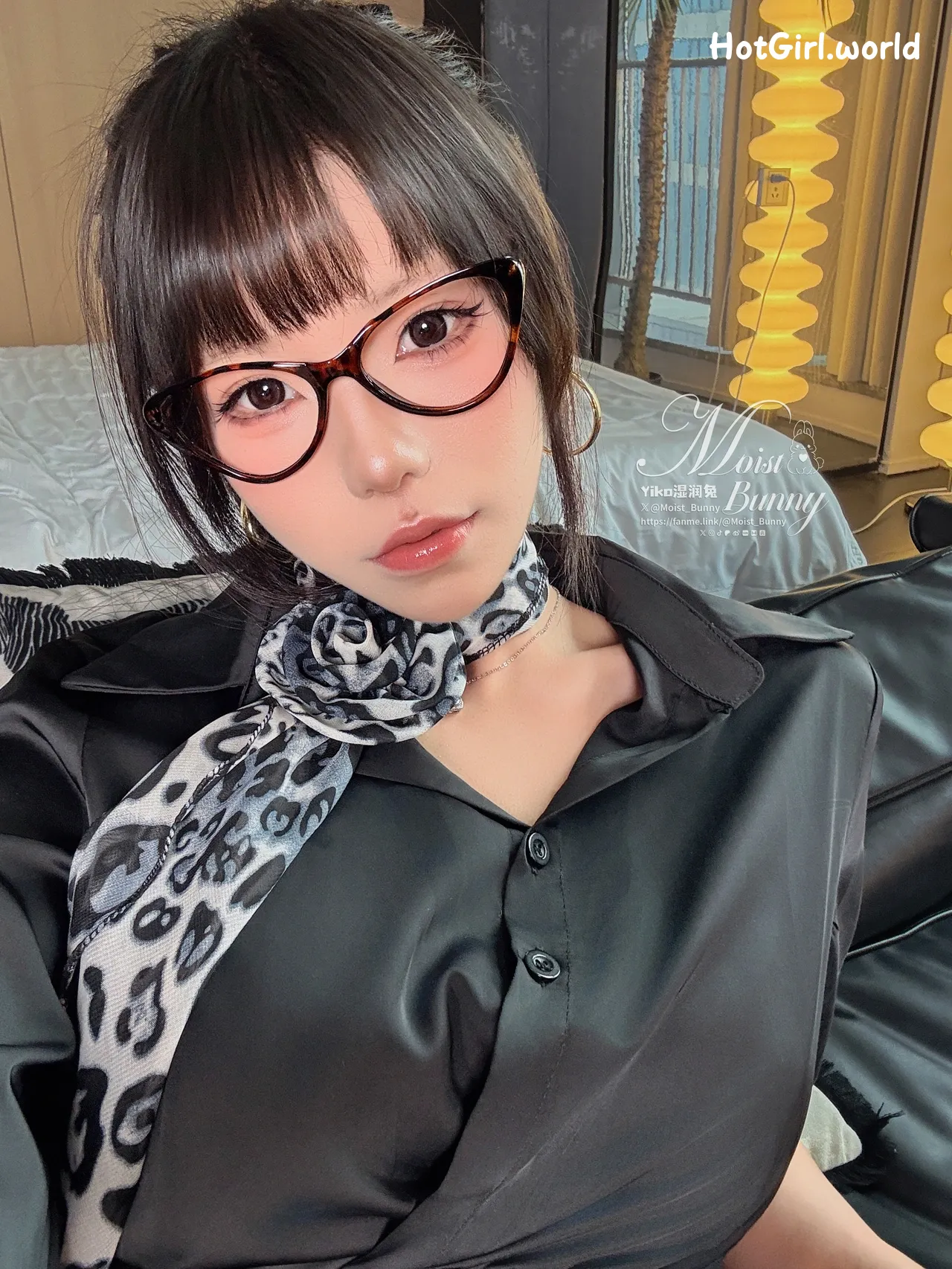 Coser-Sticky-bunny-rabbit-04-Monthly-Works-Presidents-Guide-Buttons-hotgirl.world-133.webp