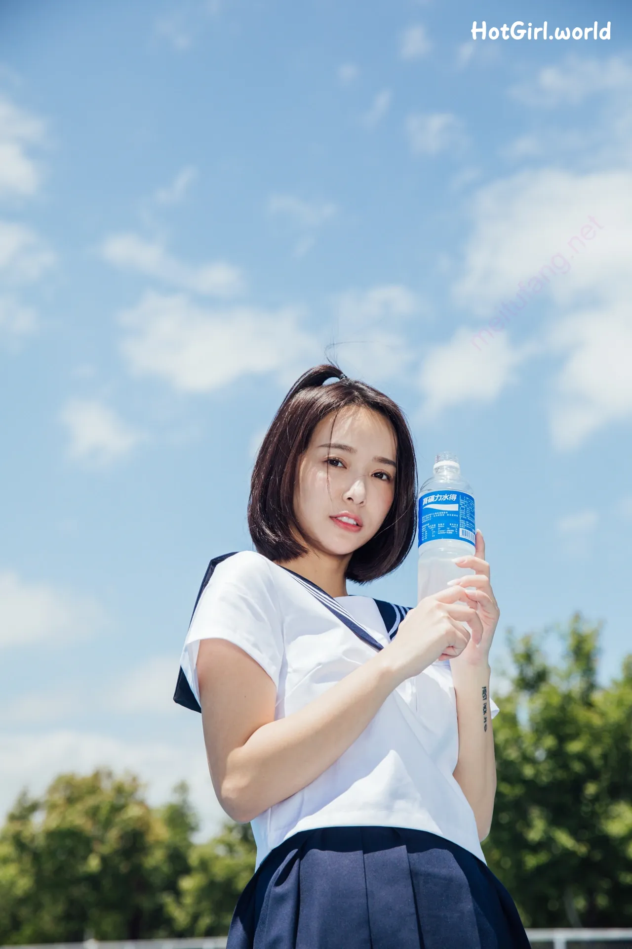 Kimi-Chang-He-Yu-shuang-ren-xie-zhen-gong-zhang-ya-jia-han-fragrant-hotgirl.world-137.webp