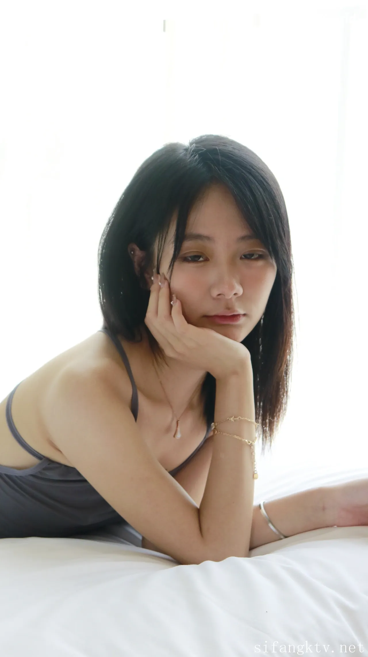 XR-Uncensored-Xie-Xiaocong-R18-XIUREN-Model-Whispers-by-the-window-hotgirl.world-088.webp