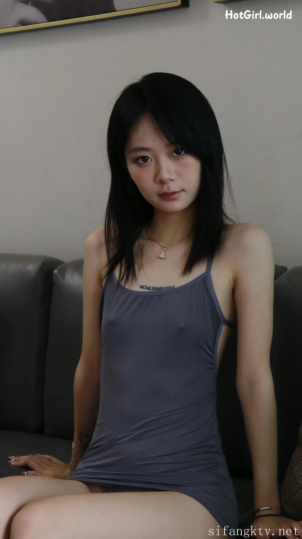 XR-Uncensored-Xie-Xiaocong-R18-XIUREN-Model-Whispers-by-the-window-hotgirl.world-100.webp