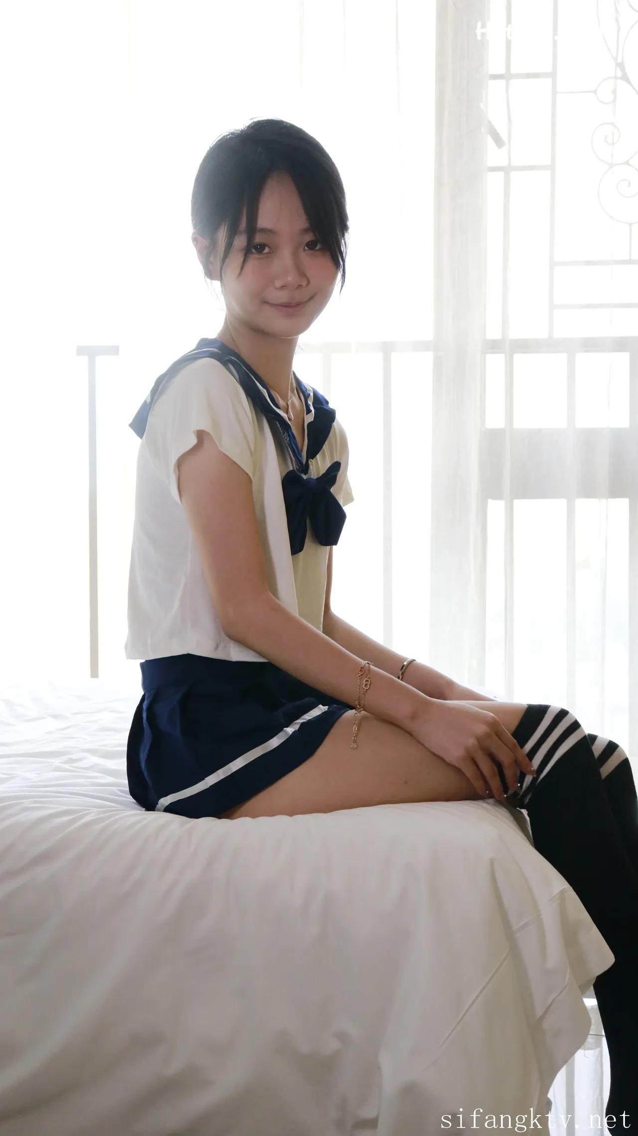 XR-Uncensored-Xie-Xiaocong-R18-XIUREN-Model-Whispers-by-the-window-hotgirl.world-116.webp