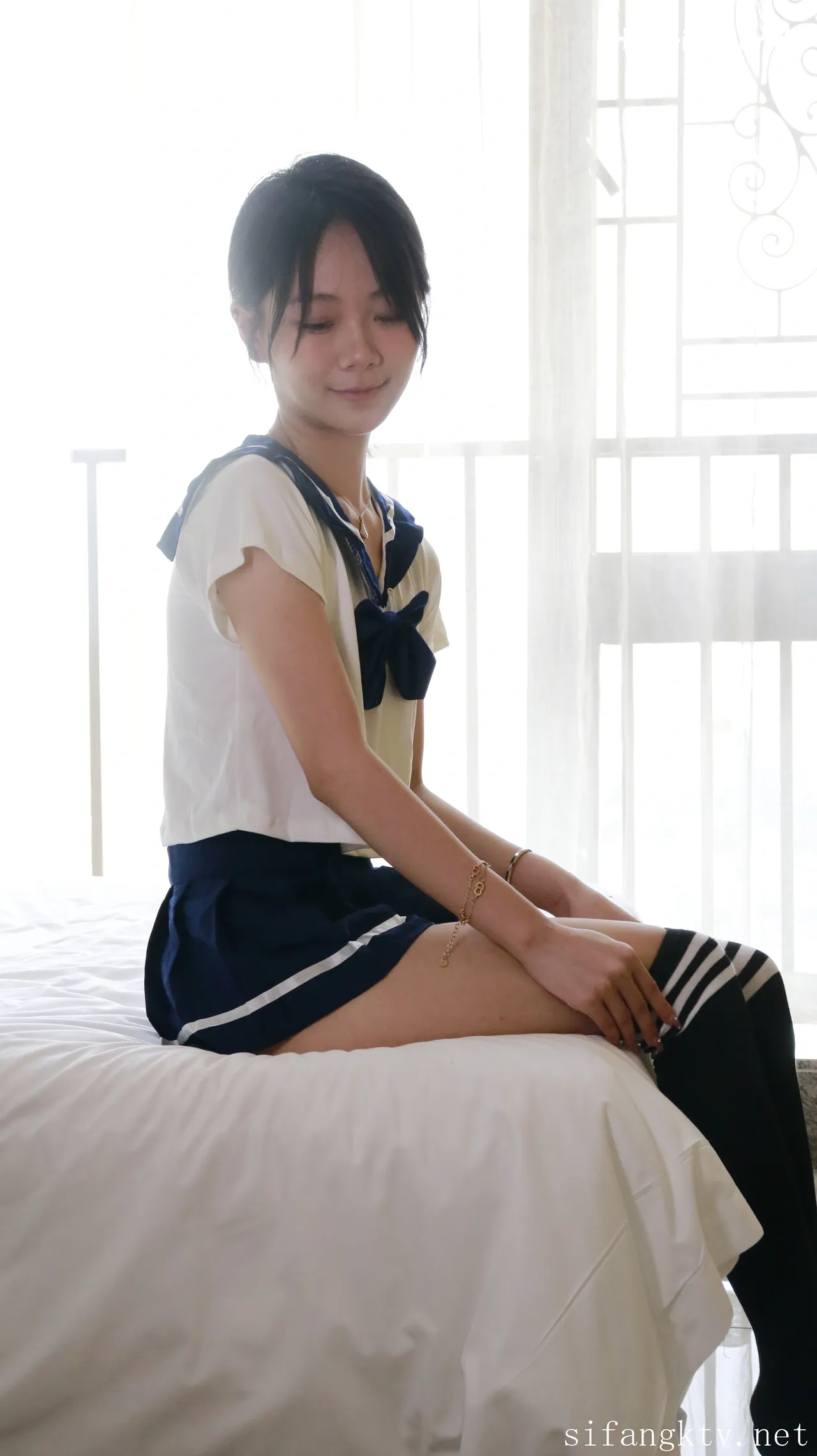 XR-Uncensored-Xie-Xiaocong-R18-XIUREN-Model-Whispers-by-the-window-hotgirl.world-118.webp