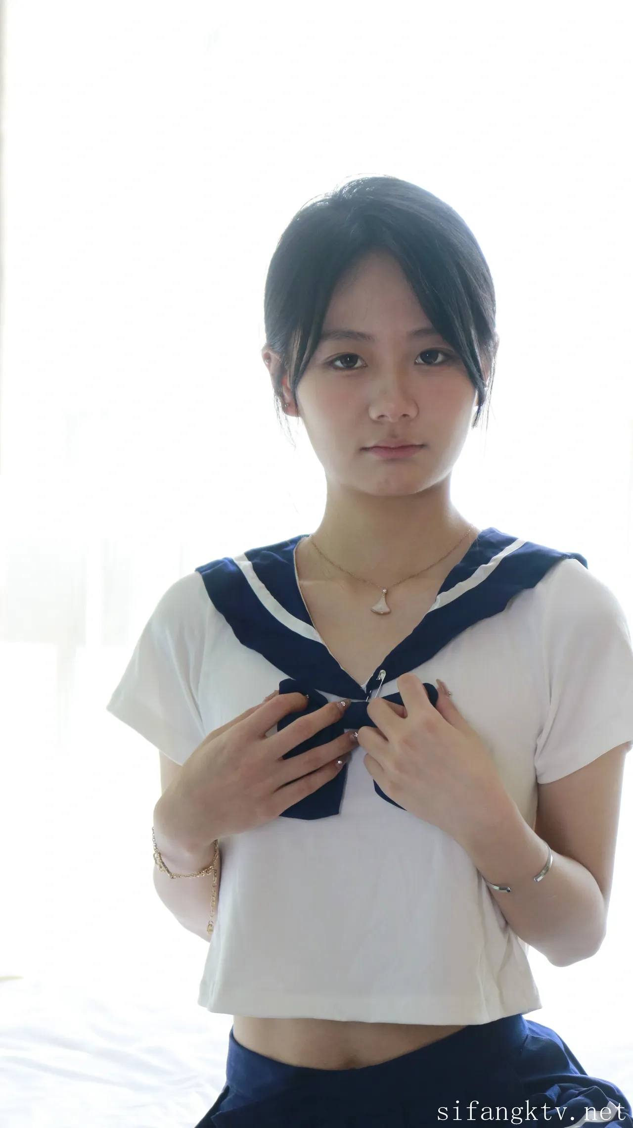 XR-Uncensored-Xie-Xiaocong-R18-XIUREN-Model-Whispers-by-the-window-hotgirl.world-132.webp